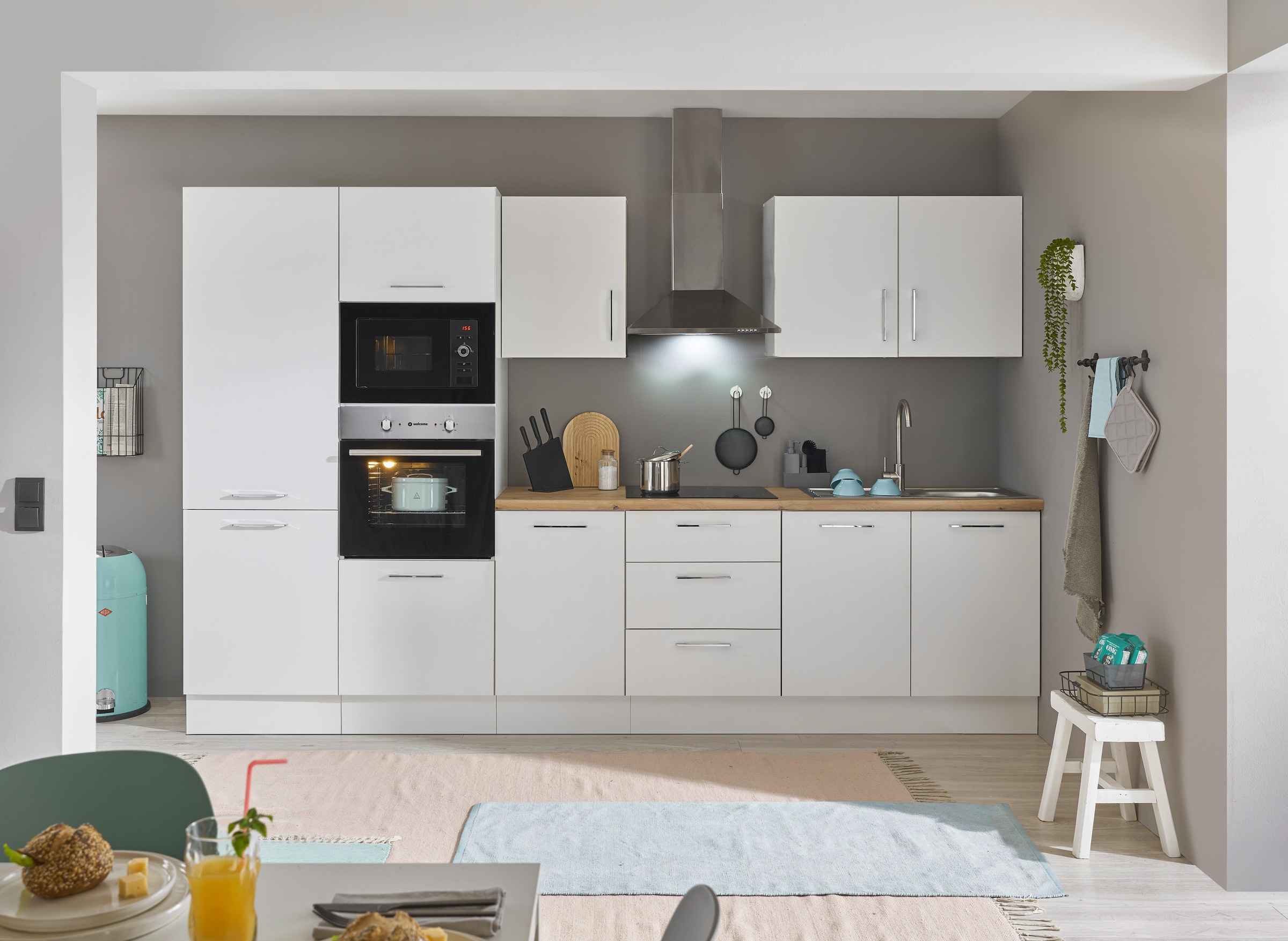 BASIC by Balculina Küchenzeile »Turin«, Breite 330 cm, wahlweise mit E-Geräten