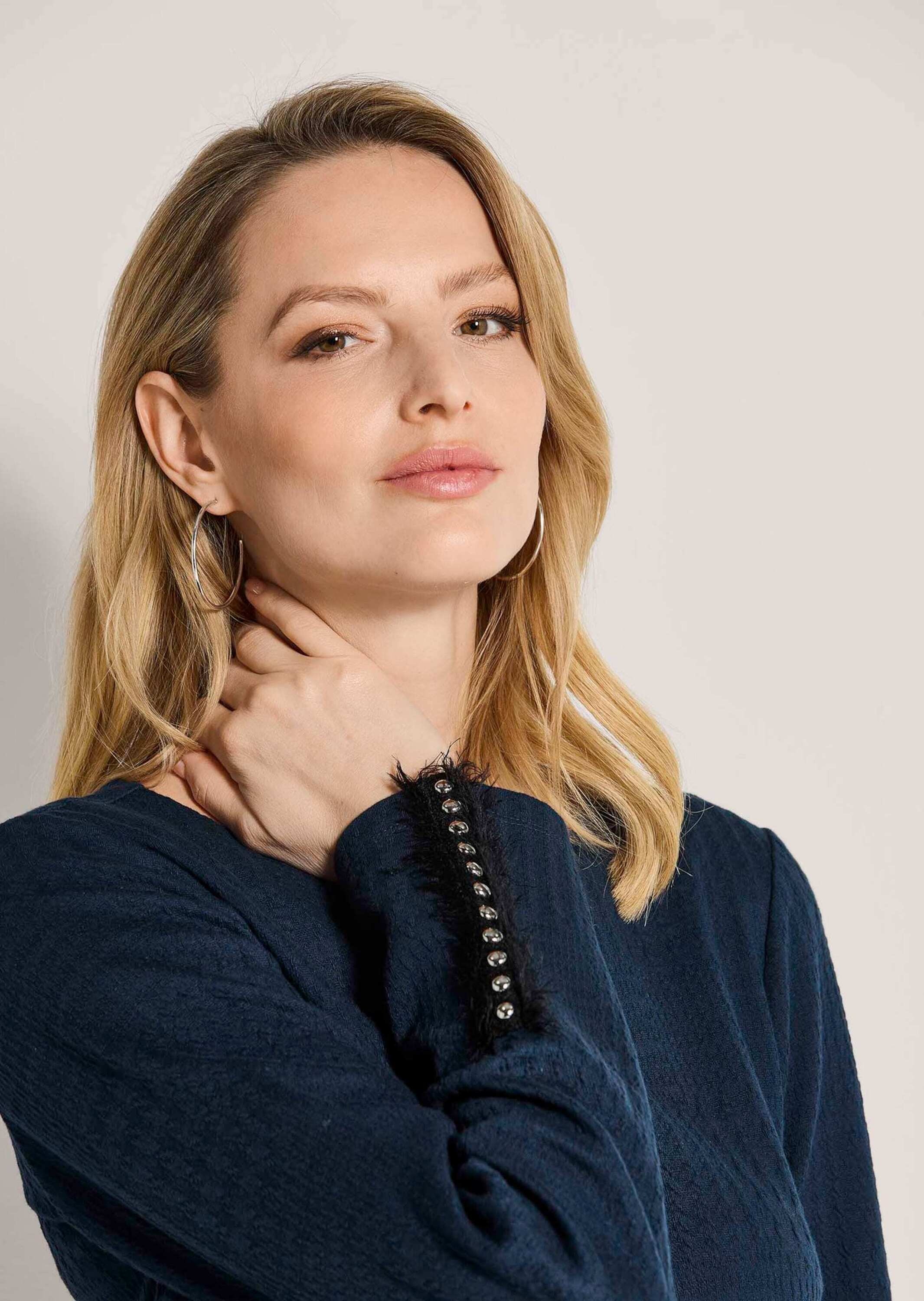 MADELEINE Midikleid »Kleid Jerseykleid mit Nietendetail am Ärmel« Ohne Tasche