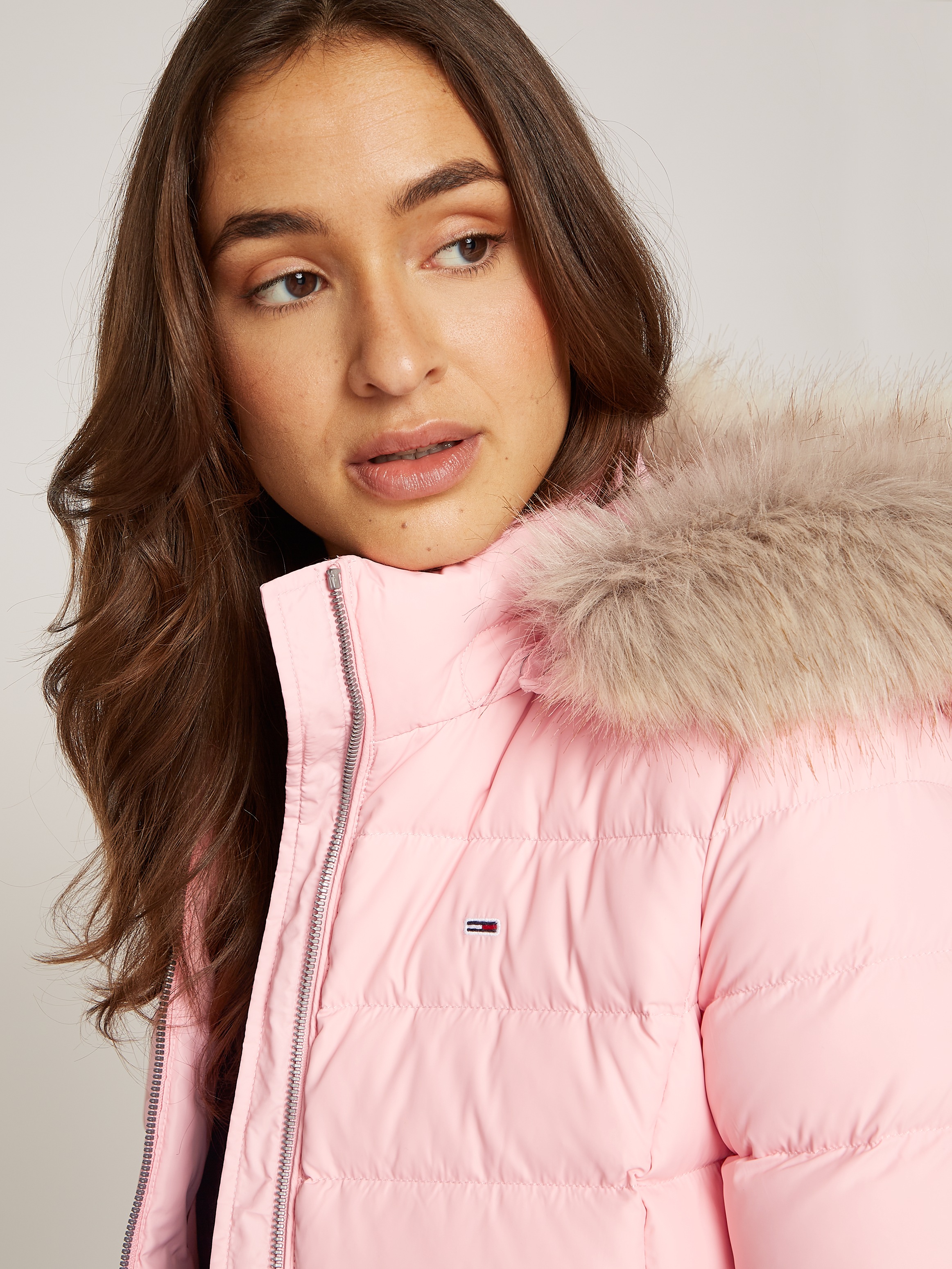 Thumbnail - Tommy Jeans Steppjacke "TJW BASIC HOODED DOWN JACKET EXT", mit Kapuze, mit Logostickerei