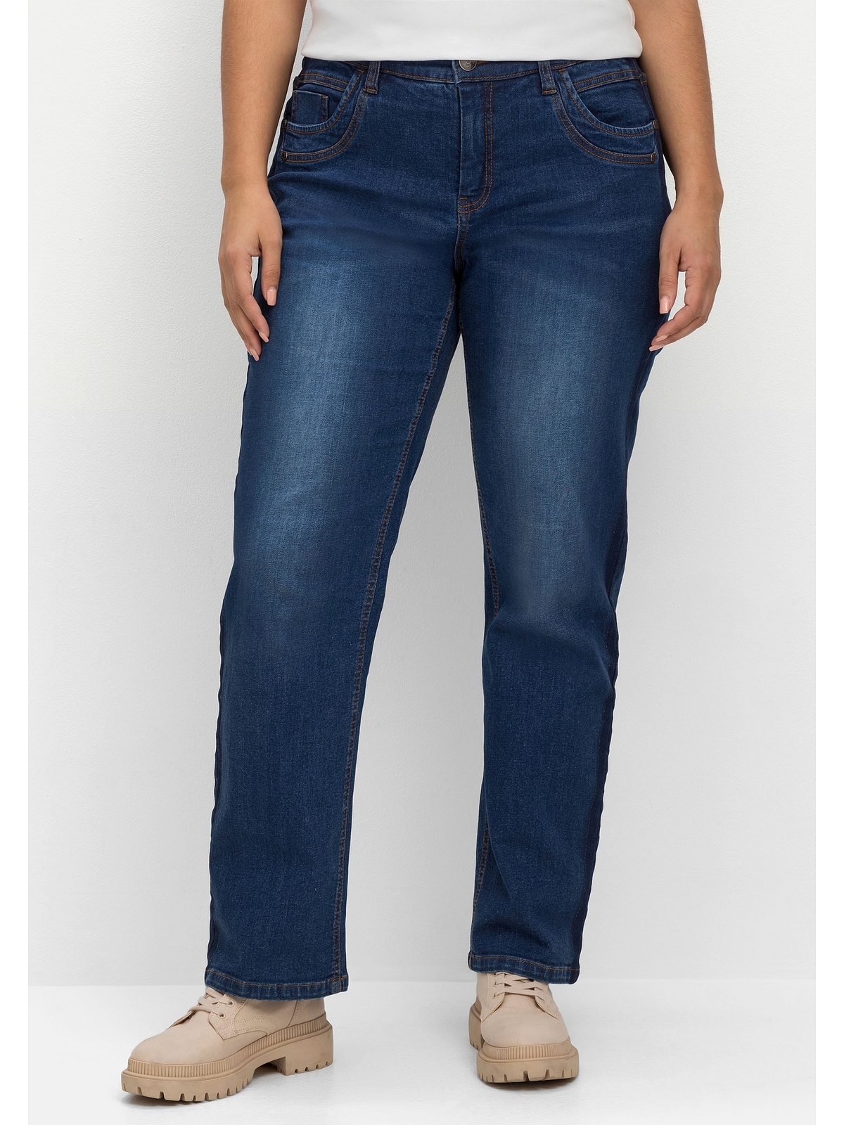 Sheego Gerade Jeans »Große Größen«, PIA für sehr kräftige Oberschenkel