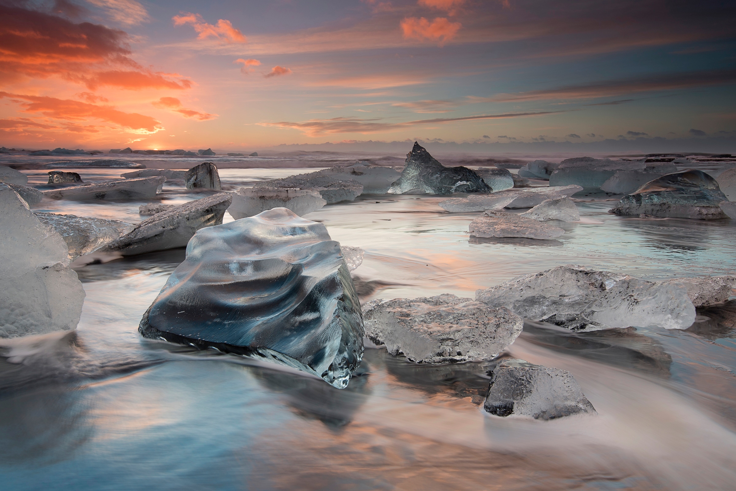 Papermoon "Photo-Art MASSIMO BARONI, GLACIAL LAGOON BEACH"