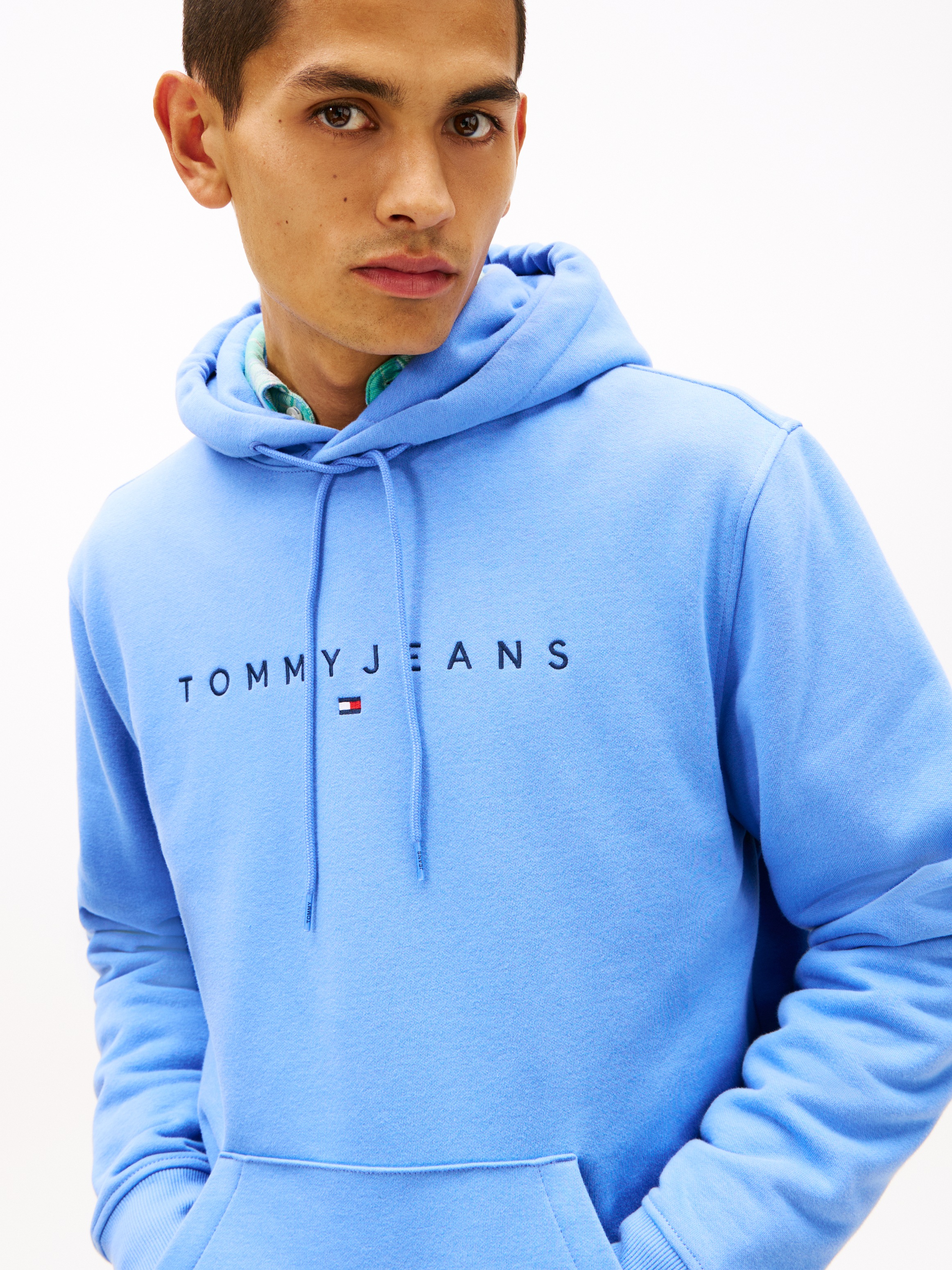 Tommy Jeans Hoodie "TJM REG LINEAR LOGO HOODIE EXT", mit Logo-Stickerei günstig online kaufen