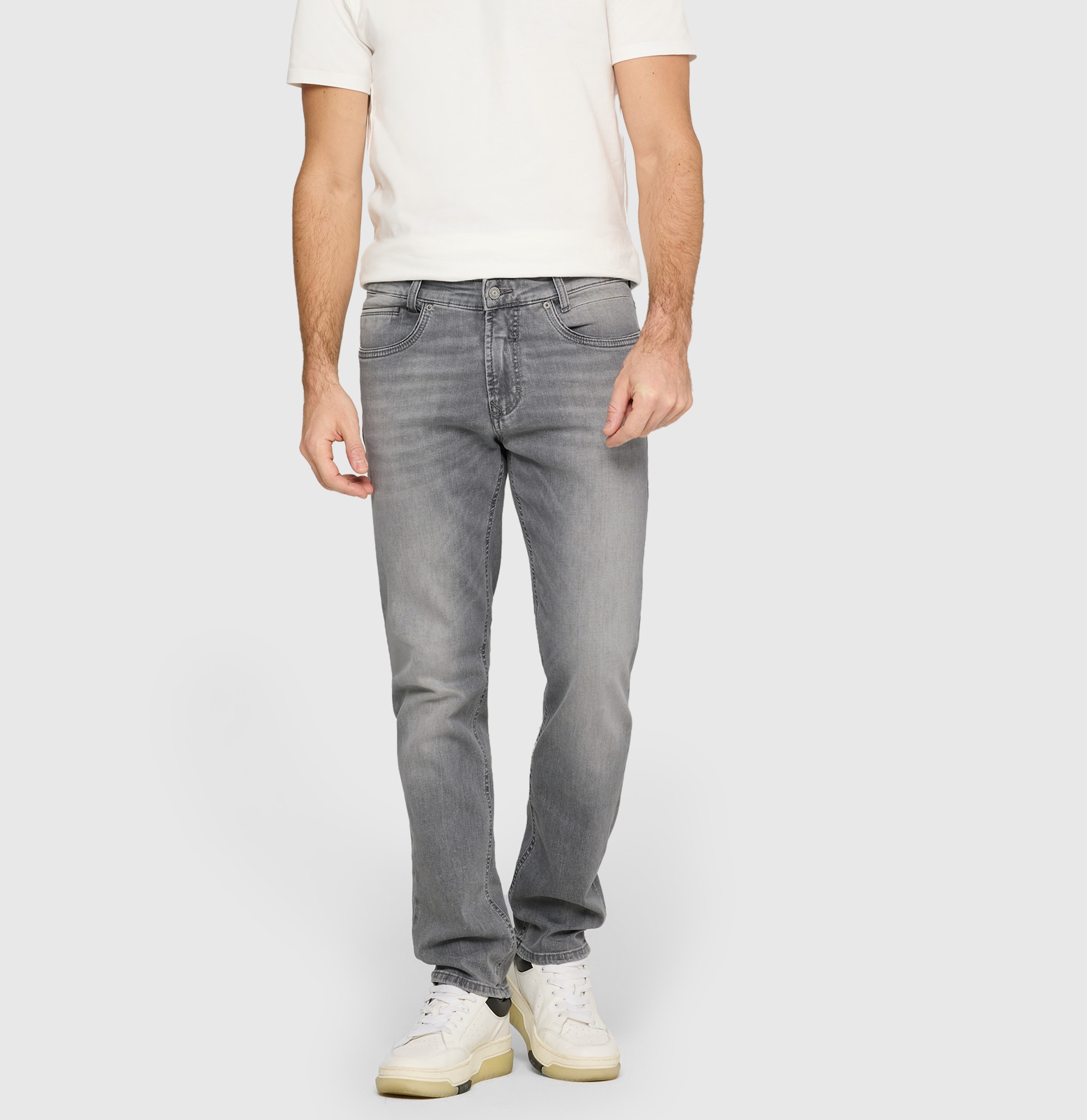 MAC Straight-Jeans "Arne Pipe"
