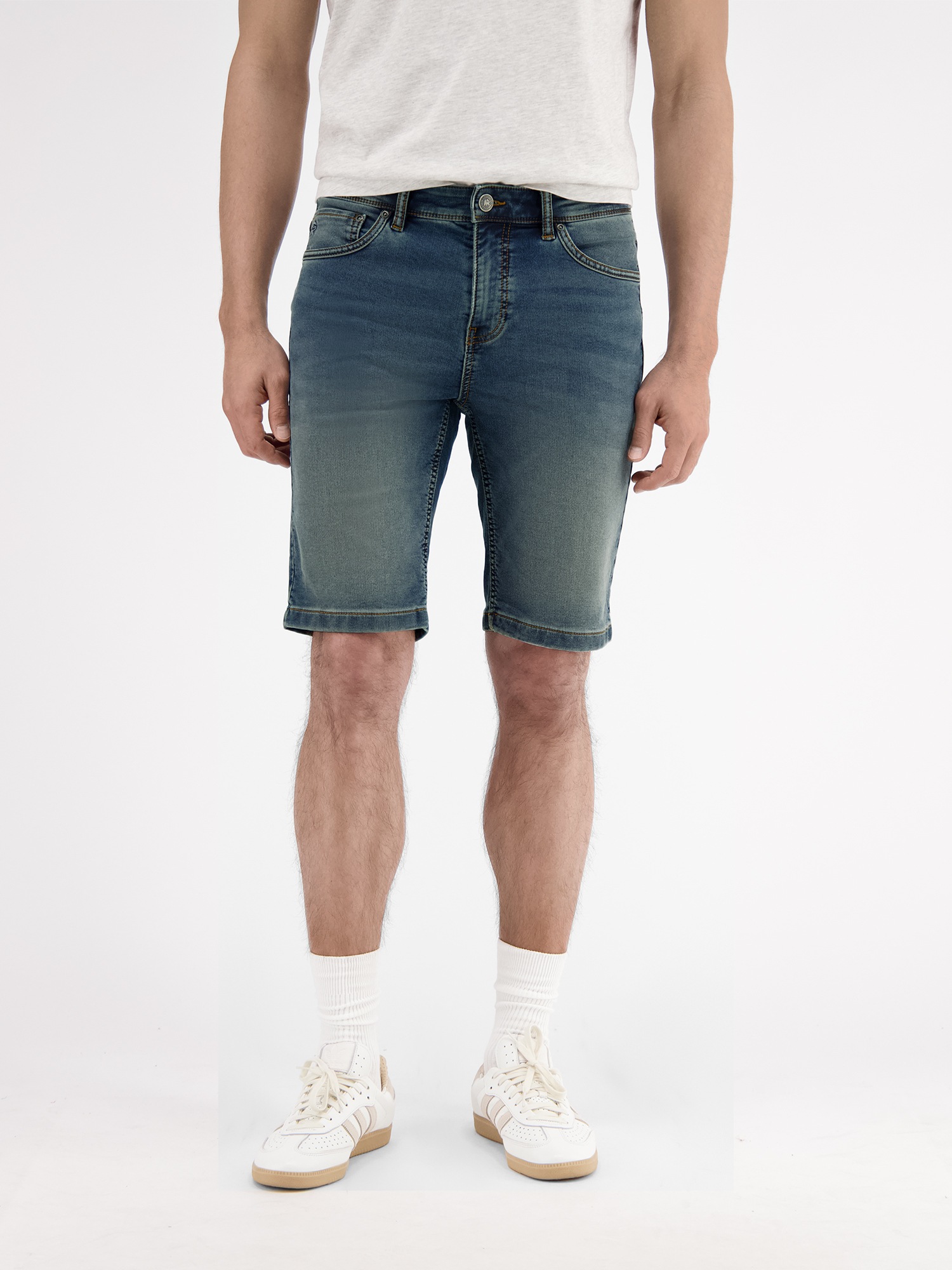 LERROS Jogg-Bermudas »LERROS Bequeme Jogg-Denim Bermuda«