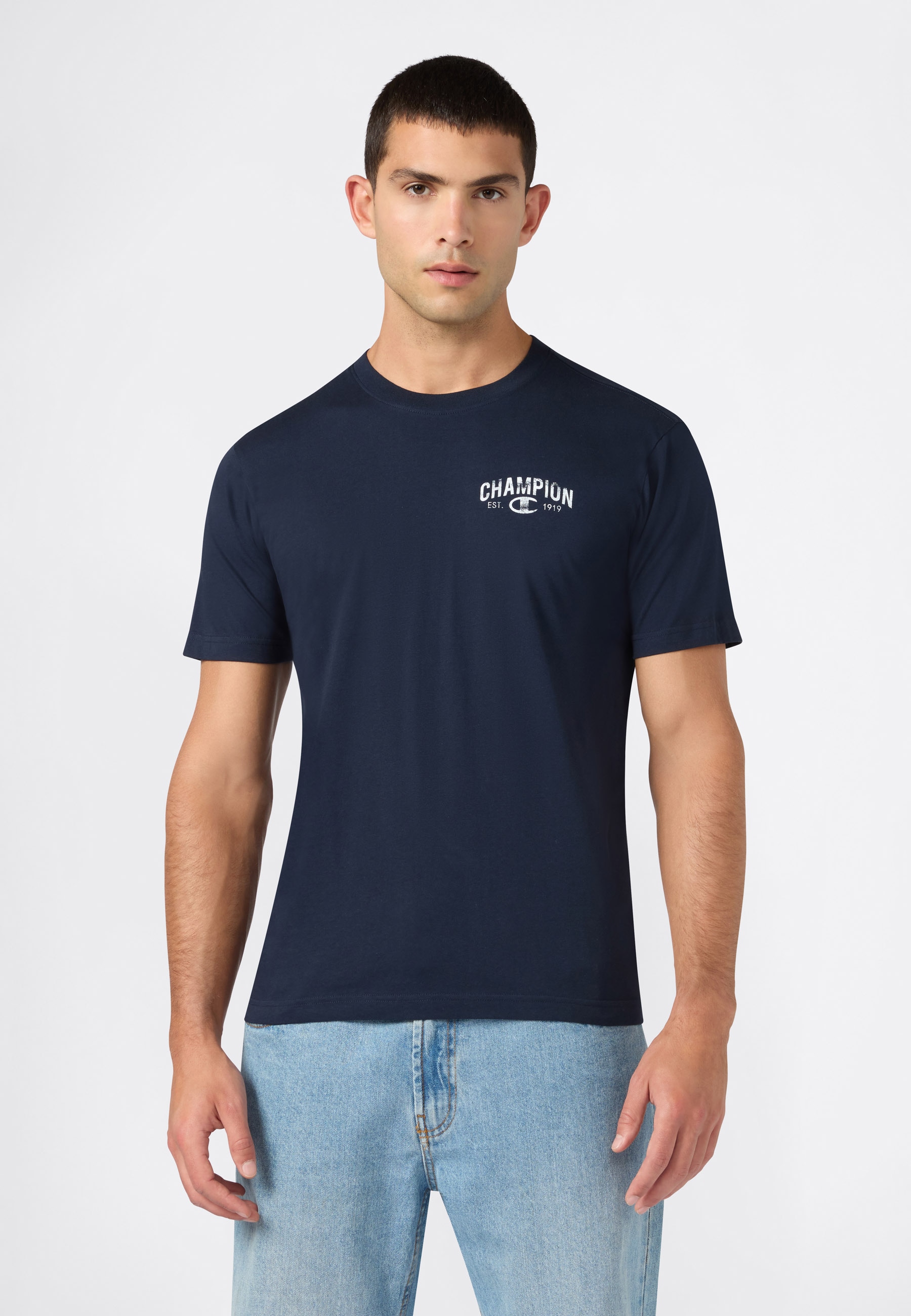 Champion T-Shirt "SPORTWEAR T-SHIRT Standard Fit" mit sportlichem Look, Kurzarm-Design, aus Baumwolle, Standard Fit