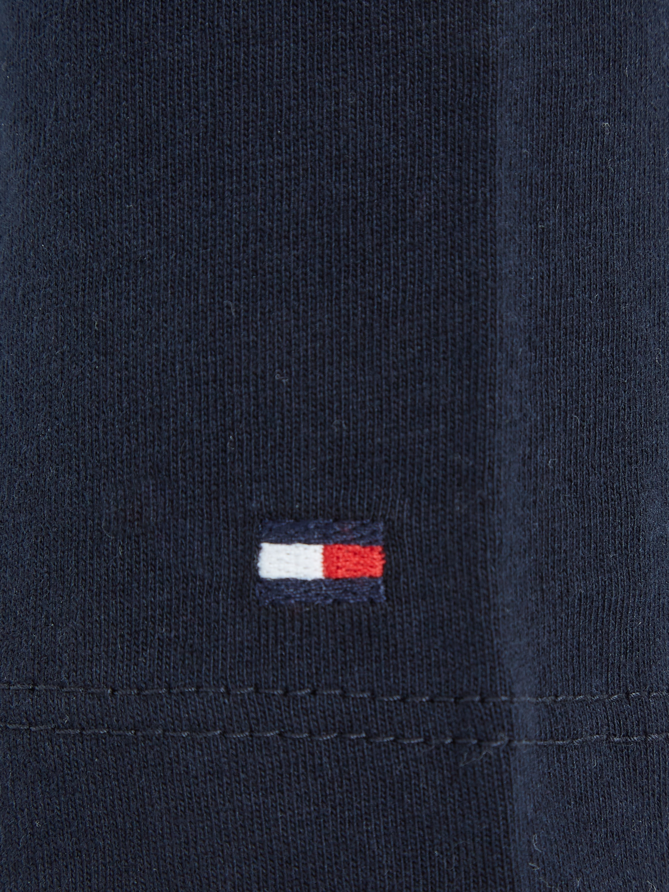 Tommy Hilfiger Langarmshirt »ESSENTIAL TEE L/S«, mit Logoschriftzug