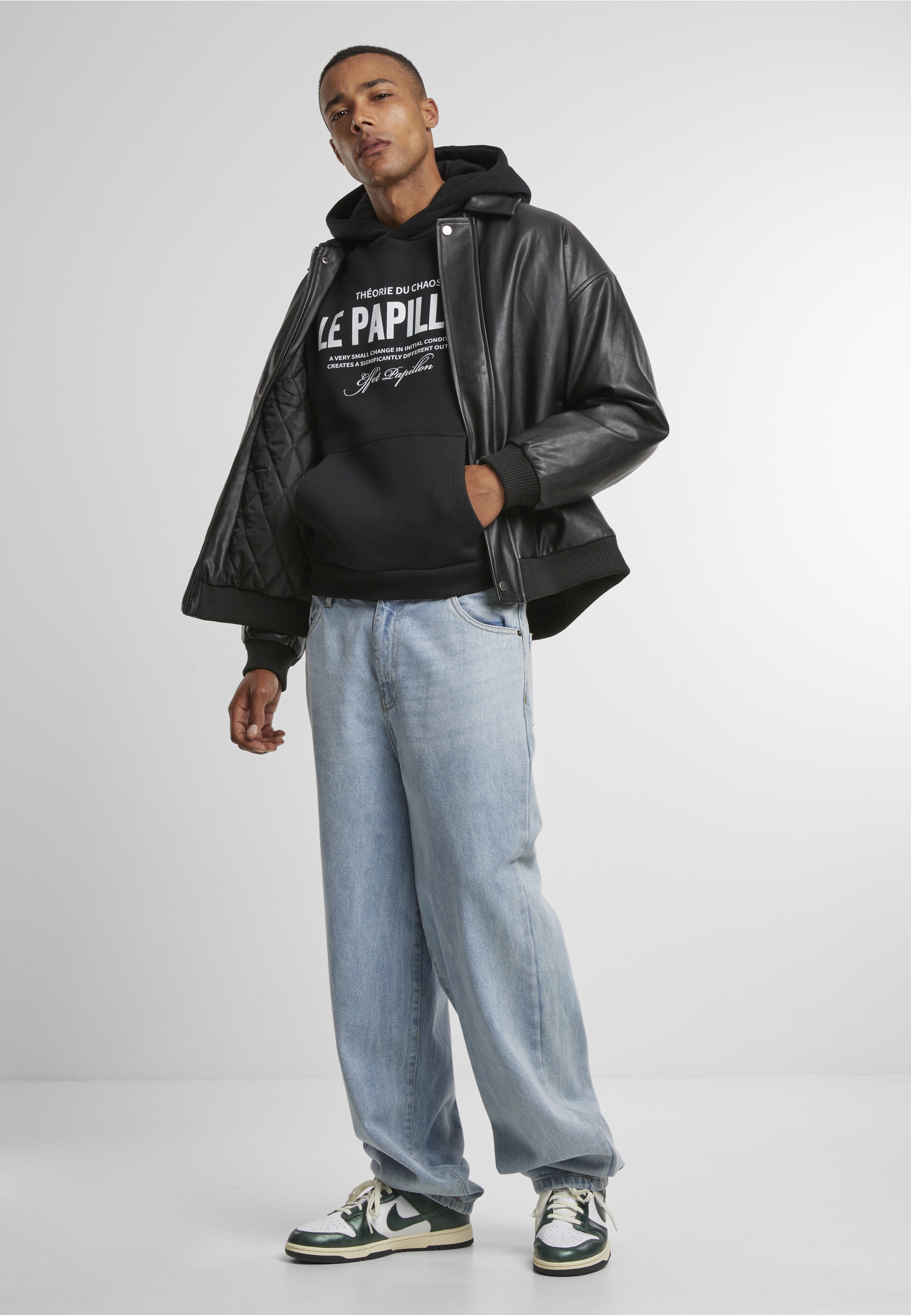 Upscale by Mister Tee Kapuzensweatshirt »Upscale by Mister Tee Theorie Du Chaos Fluffy Hoody«, 1 Stk.
