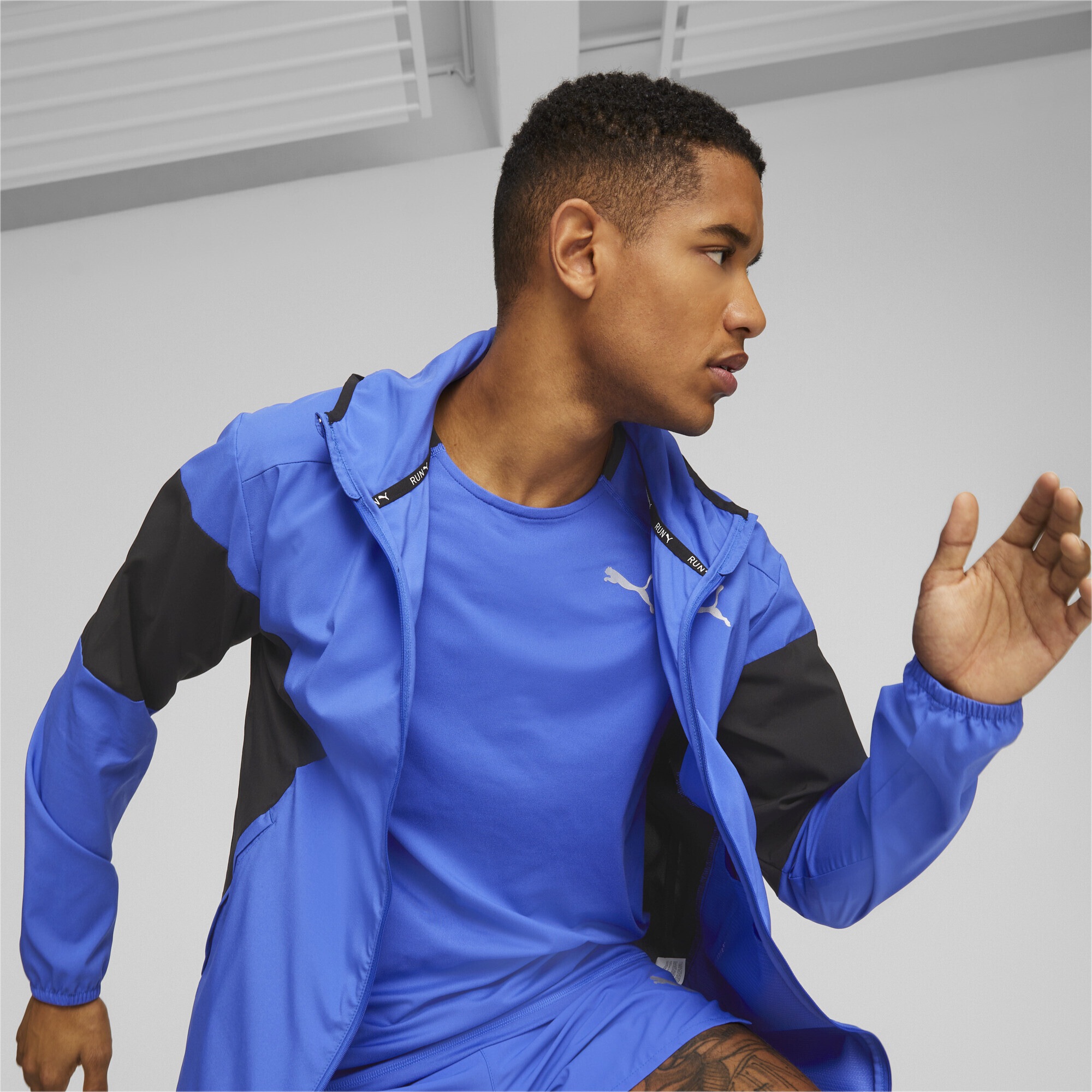 PUMA Laufjacke »RUN Lightweight Laufjacke Herren«