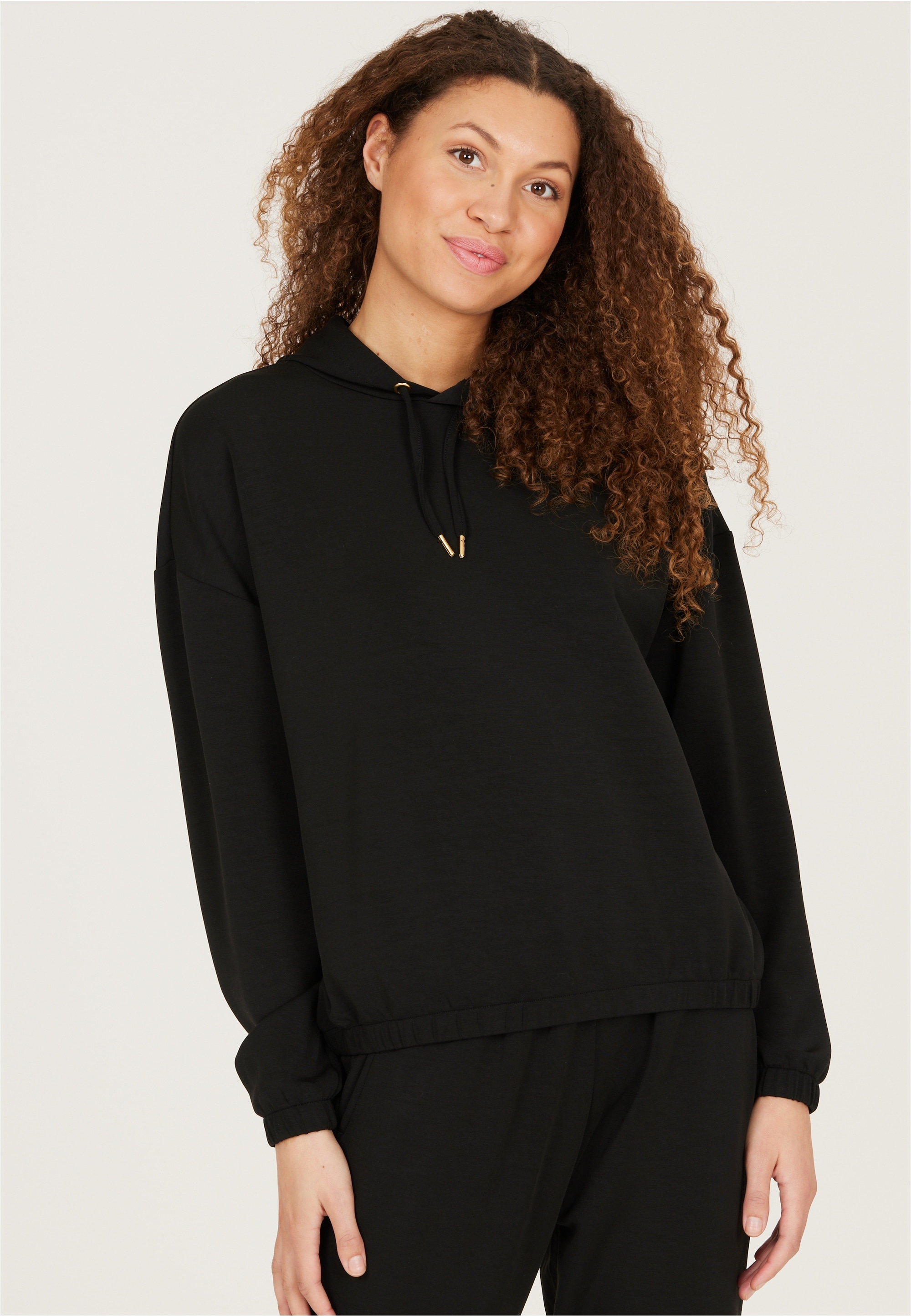ATHLECIA Kapuzensweatshirt "NAMIER W", aus super weichem Material