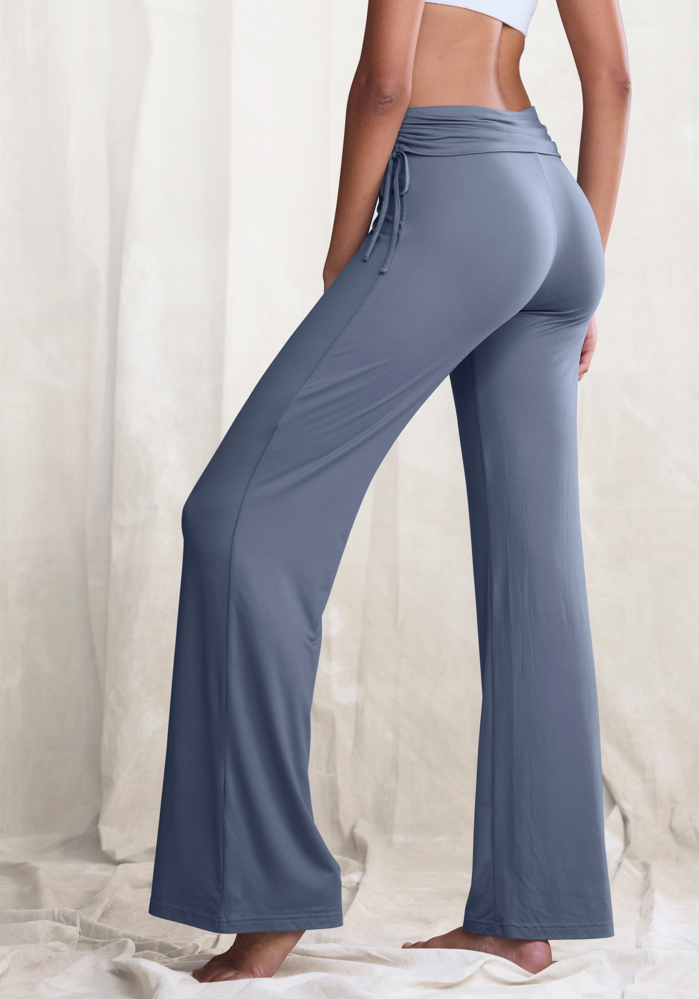 Jazzpants LASCANA, Damen, Gr. 40/42, N-Gr, blau (jeans), Single Jersey, Obermaterial: 93% Polyester, 7% Elasthan, unifarben, Basic, lang, Hosen, mit Umschlagbund zum Raffen