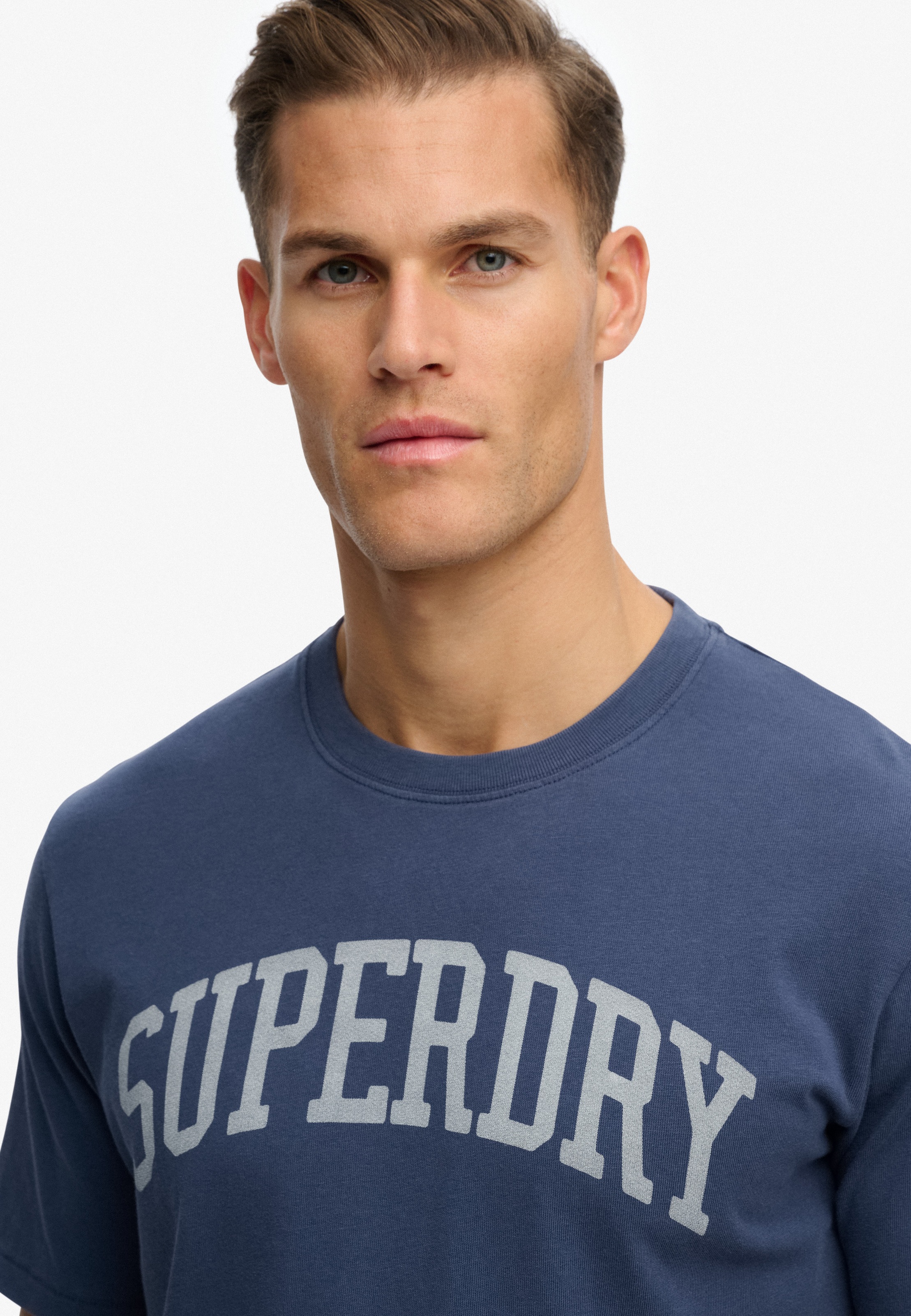 Thumbnail - Superdry Rundhalsshirt "ATH ESS TEE"
