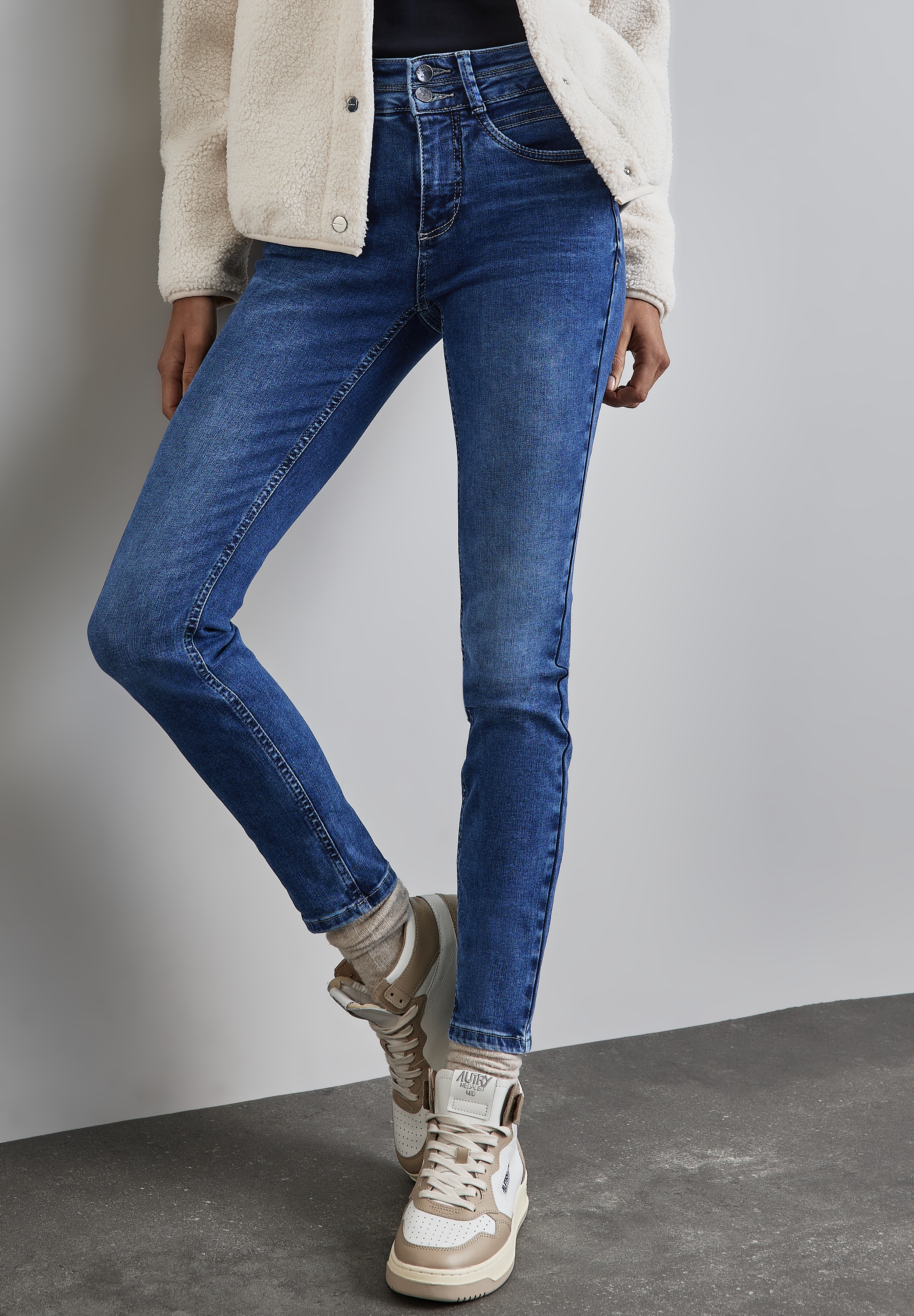 STREET ONE Siauri džinsai »York« 5-Pocket-Style s...
