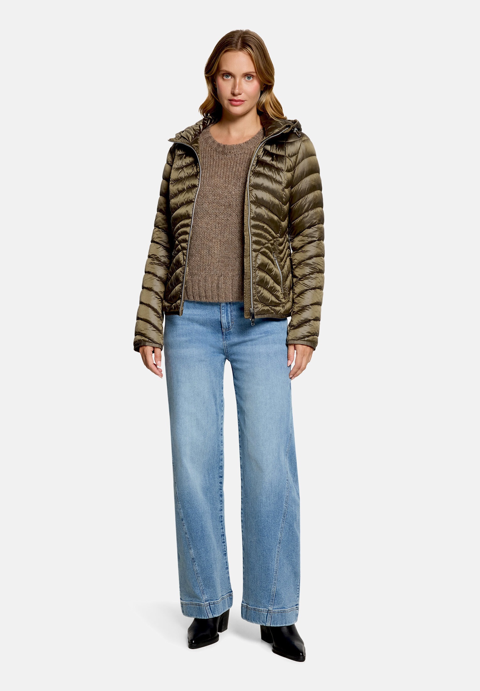 Cartoon Steppjacke "Damen mit Reißverschlusstaschen" mit Kapuze