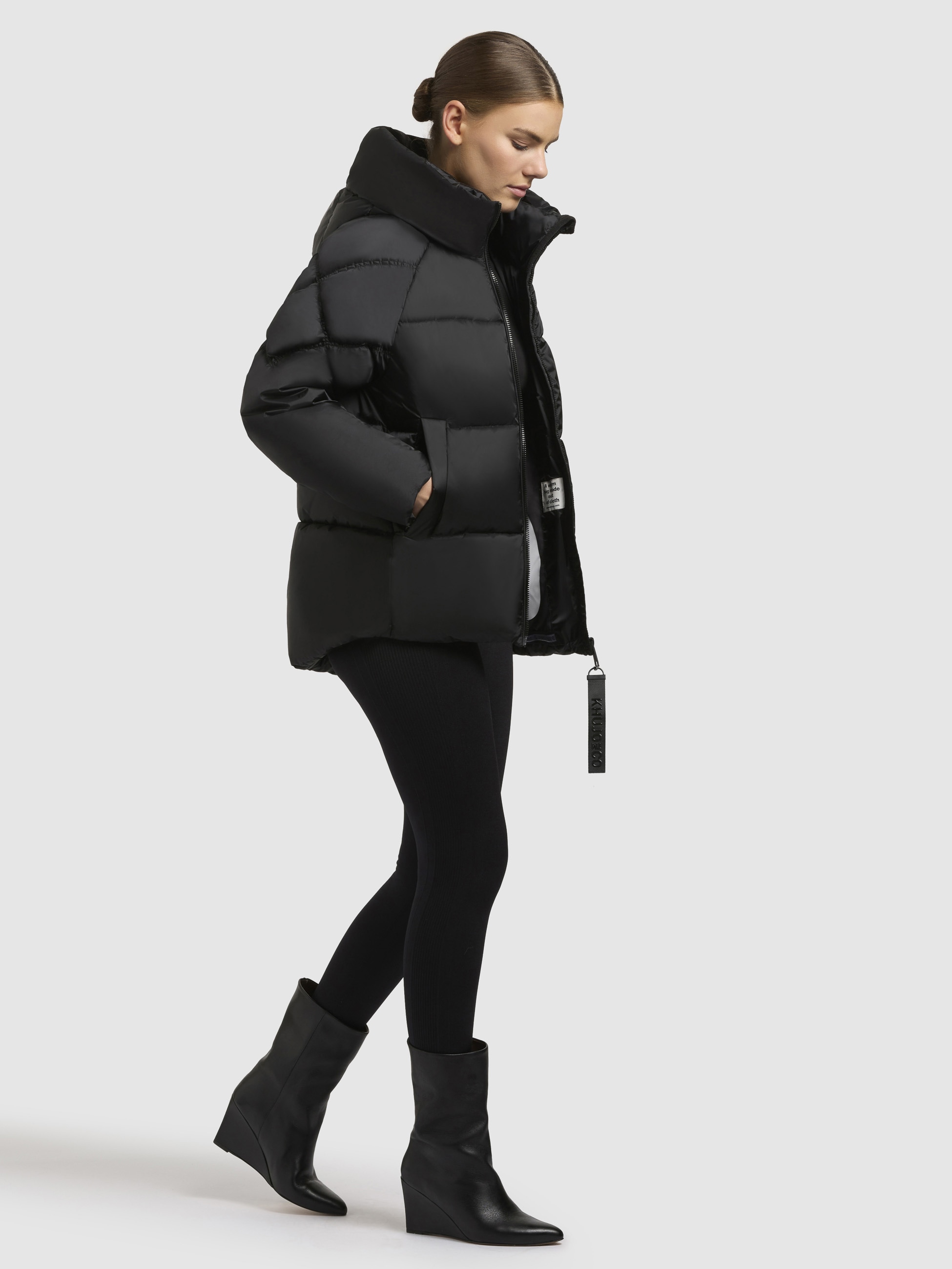 khujo Steppjacke »ISETT«, mit Kapuze
