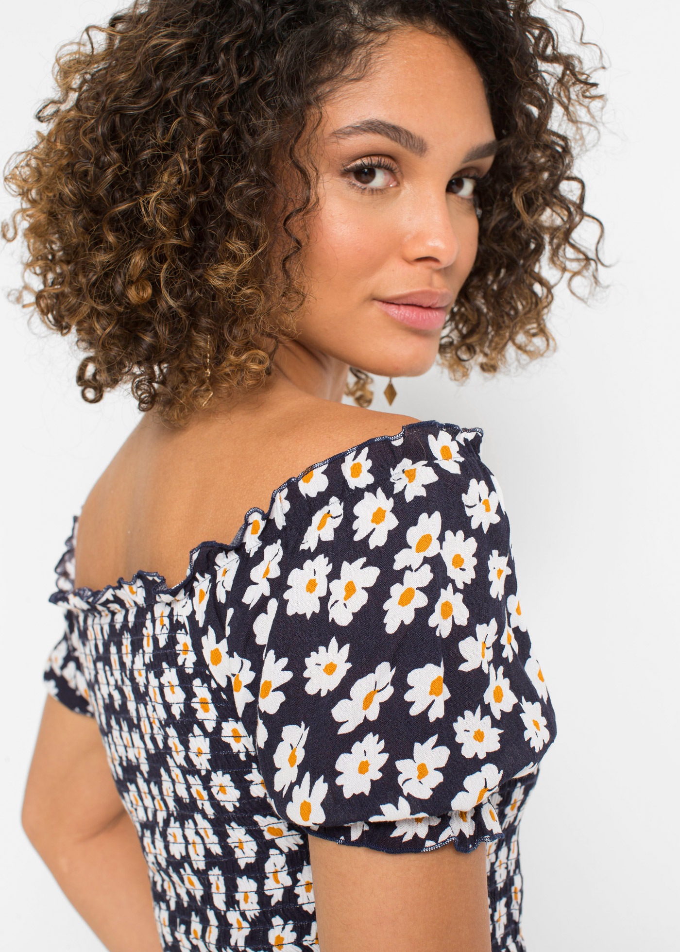 Thumbnail - bonprix Midikleid für warme Tage, aus Viskose, ausgestellte Passform, mit Smok-Detail