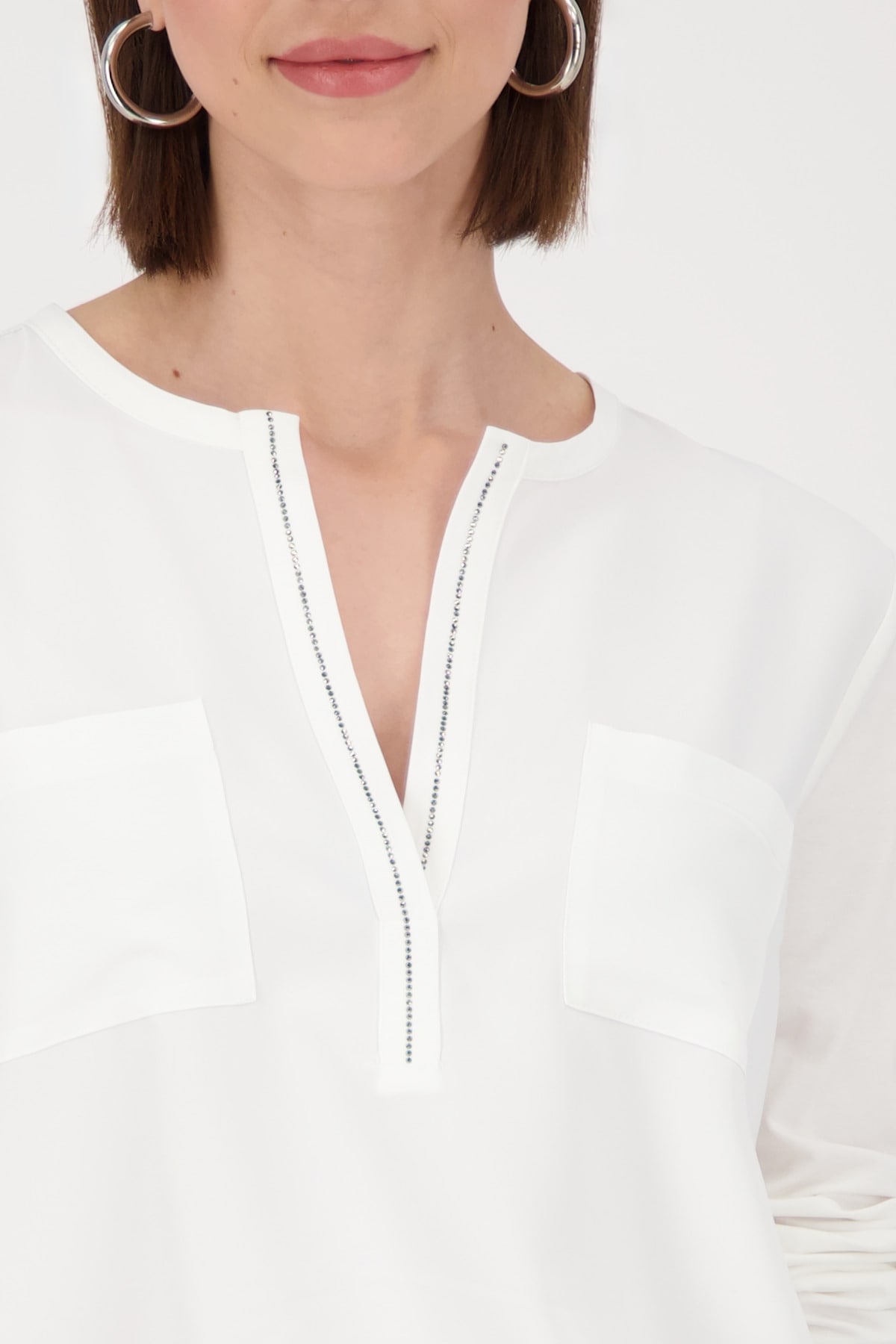 Monari Schlupfbluse »Schluse Basic Schmuck«, Mit Rundhalsausschnitt mit Schlitz