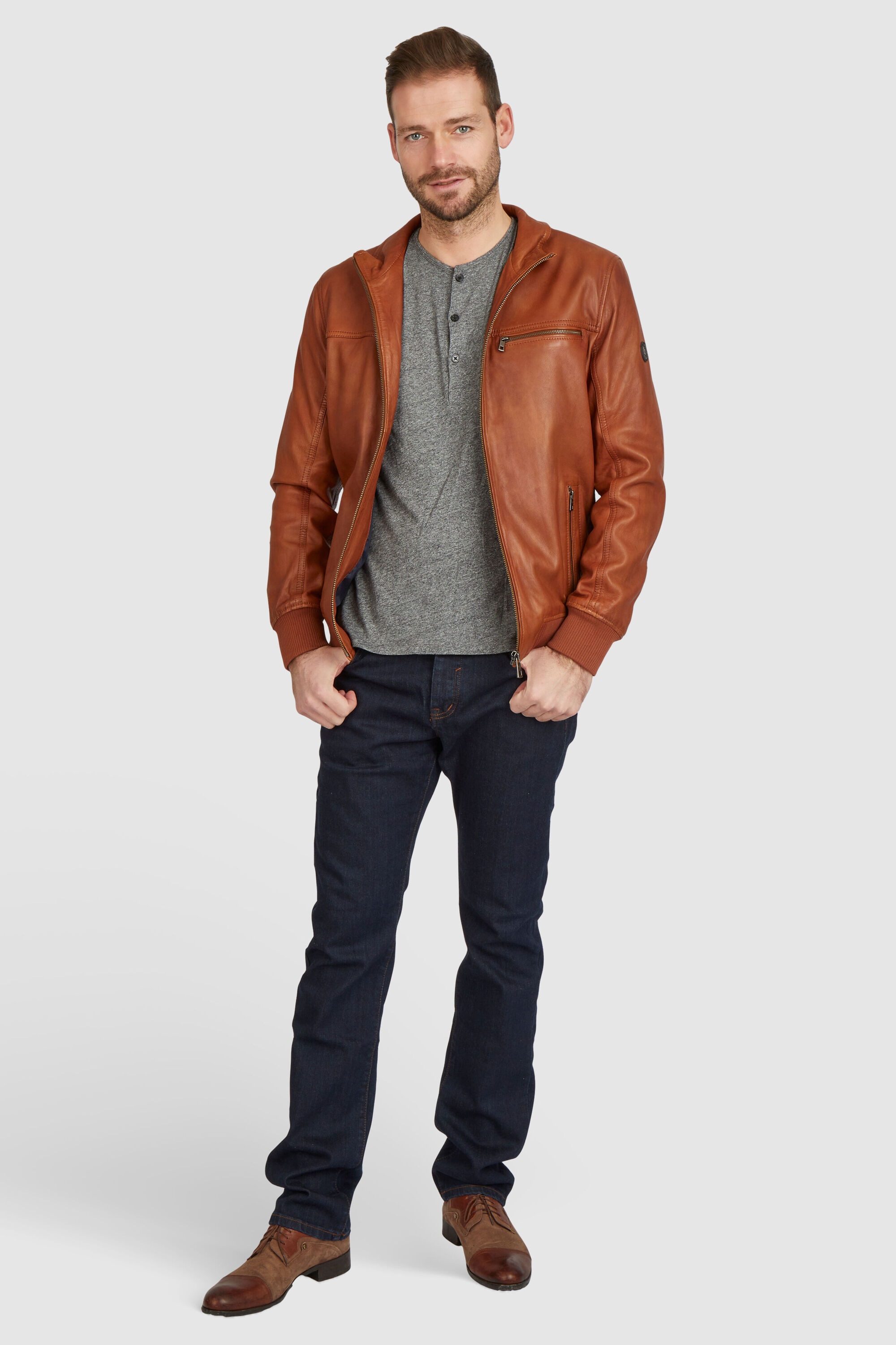 bugatti Collegejacke »BULEONARDO« ohne Kapuze mit Ziernähten