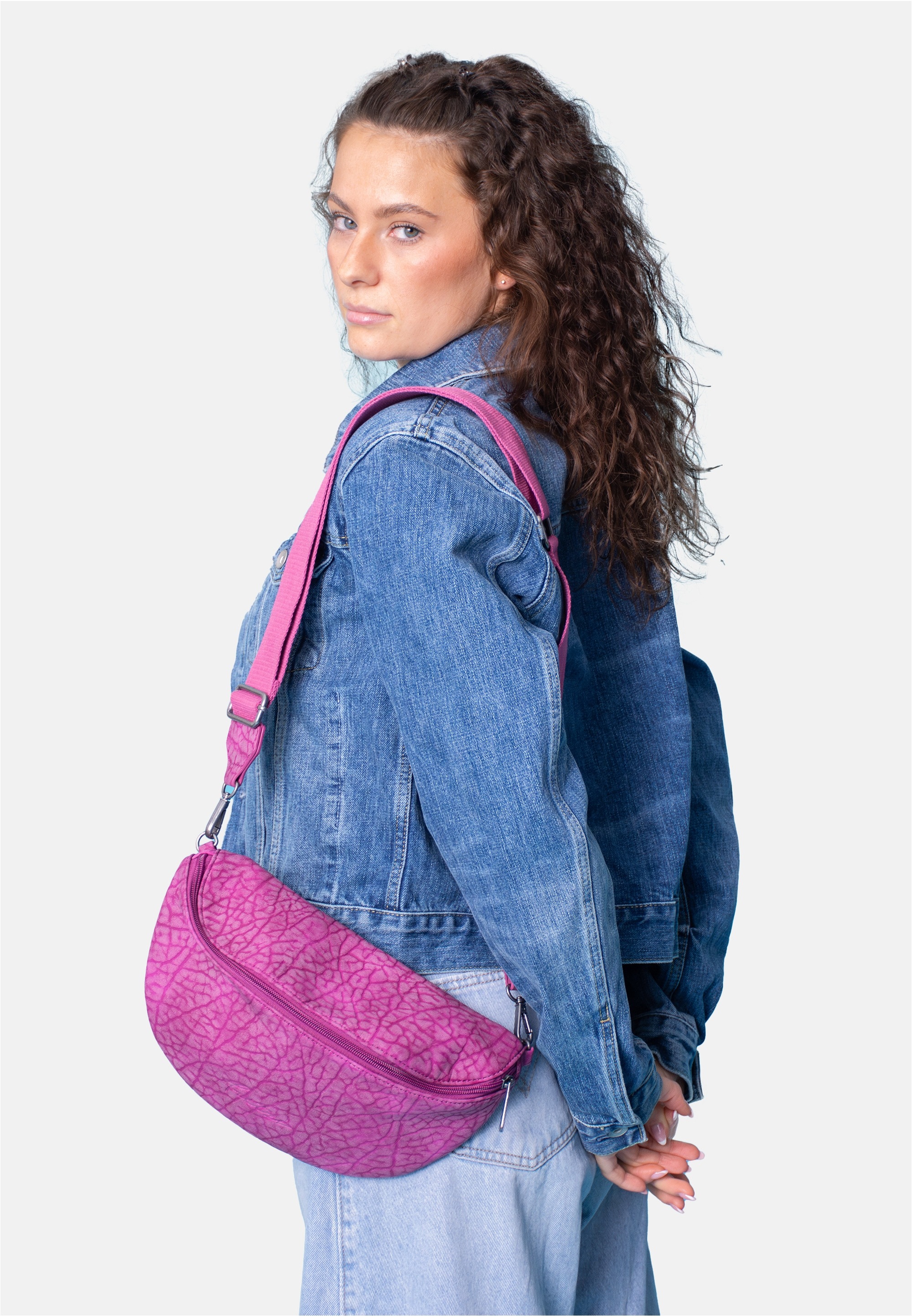 Fritzi aus Preußen Schultertasche »Ella Bum Bag Medium« mit Zweifarbeffekt