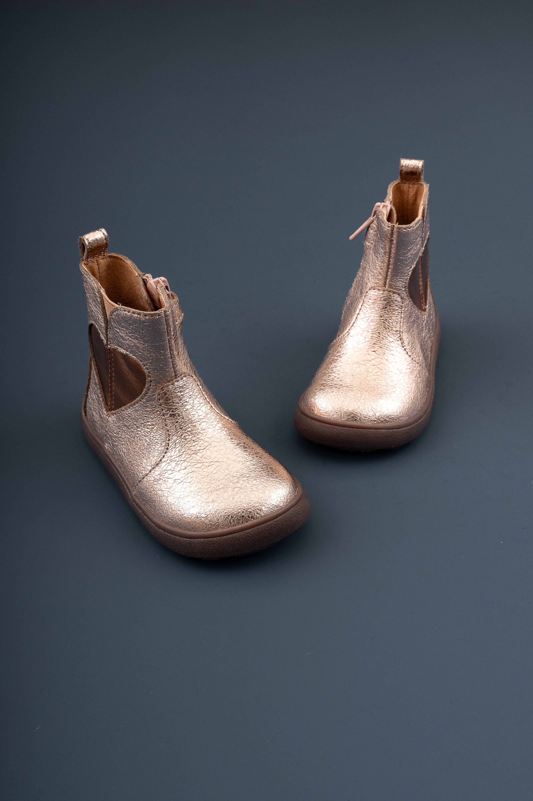 Bisgaard Barfußschuh »barefoot runa«  Winterboots, Stiefelette mit Metallic-Herzchen-Motiv seitlich