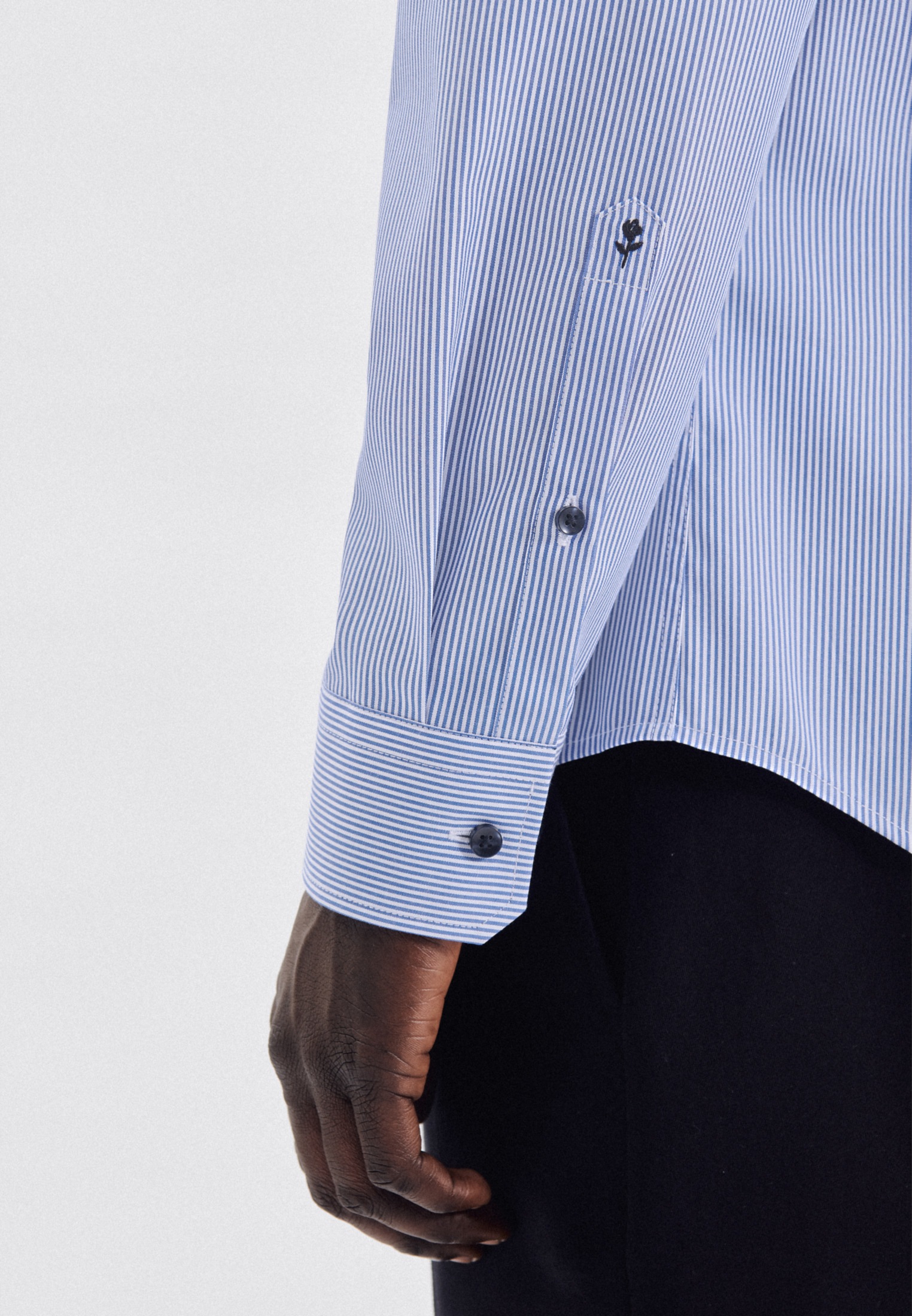 Thumbnail - seidensticker Businesshemd "Shaped" Shaped 1/1 Kentkragen Streifen