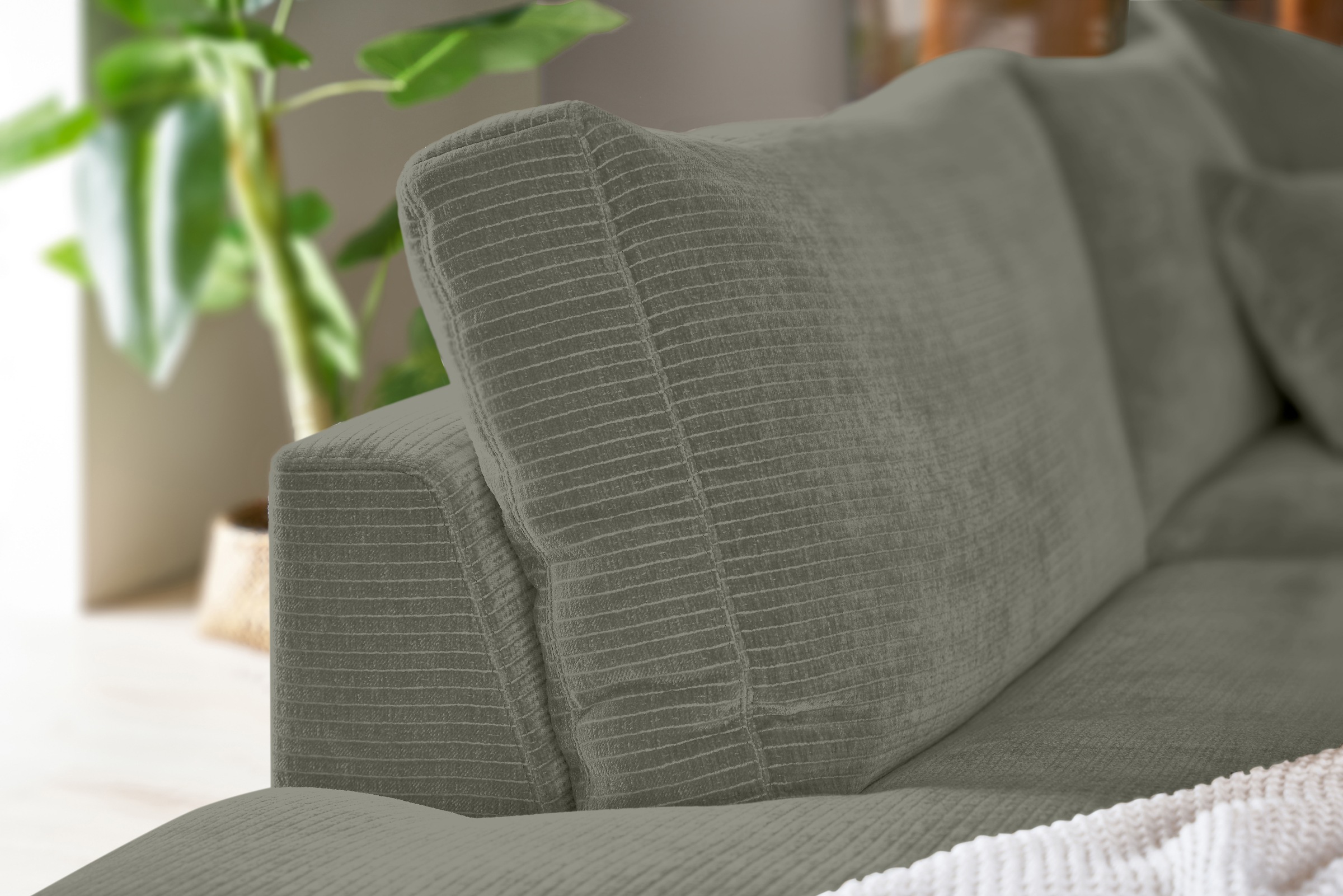 Musterring Ecksofa »Lucia«, verschiedene Farben, großer Longchair mit Armlehne, B330 x T190 cm