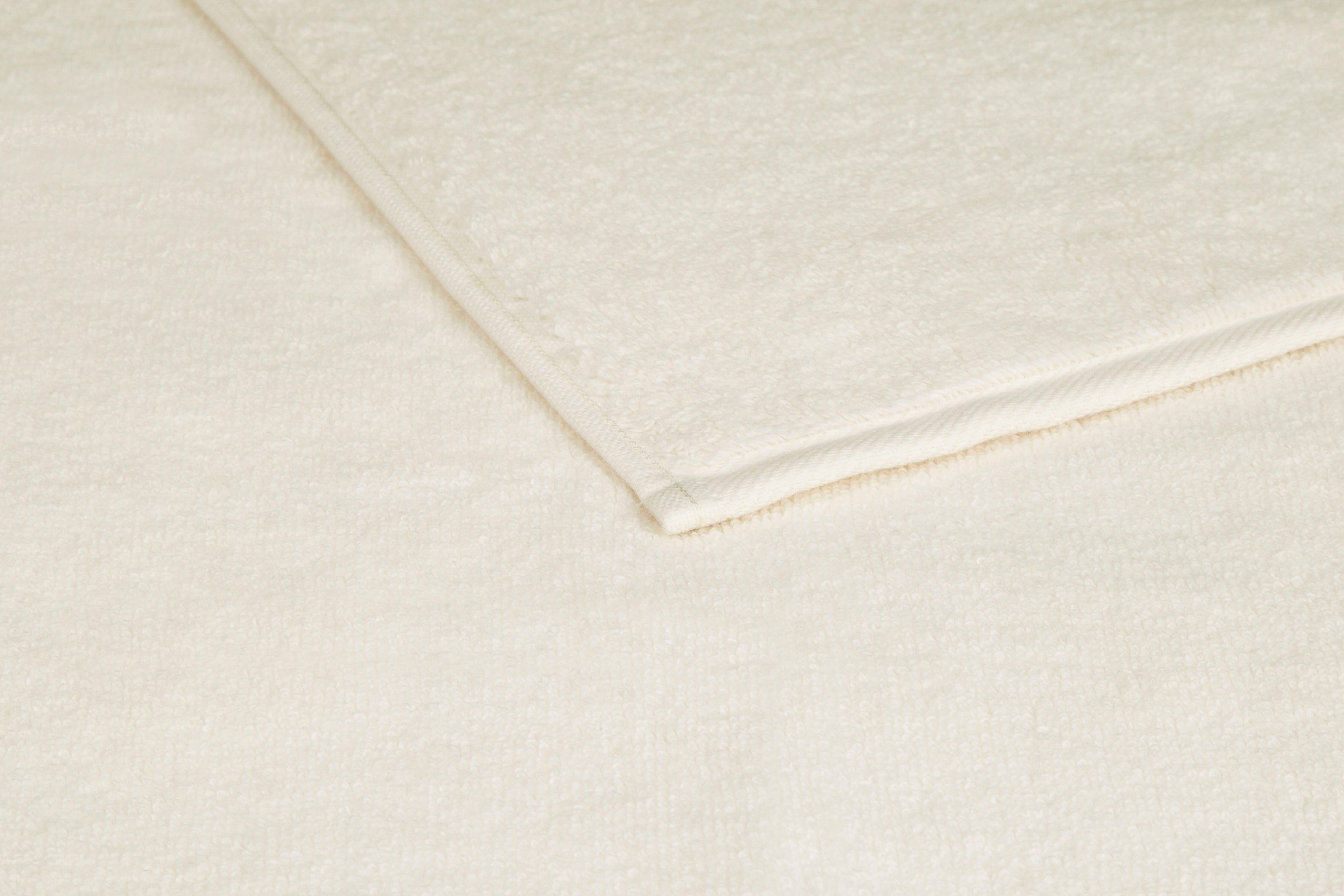 Thumbnail - ROSS Waschhandschuh "Sensual Skin" mit Aloe-Vera-Öl veredelt