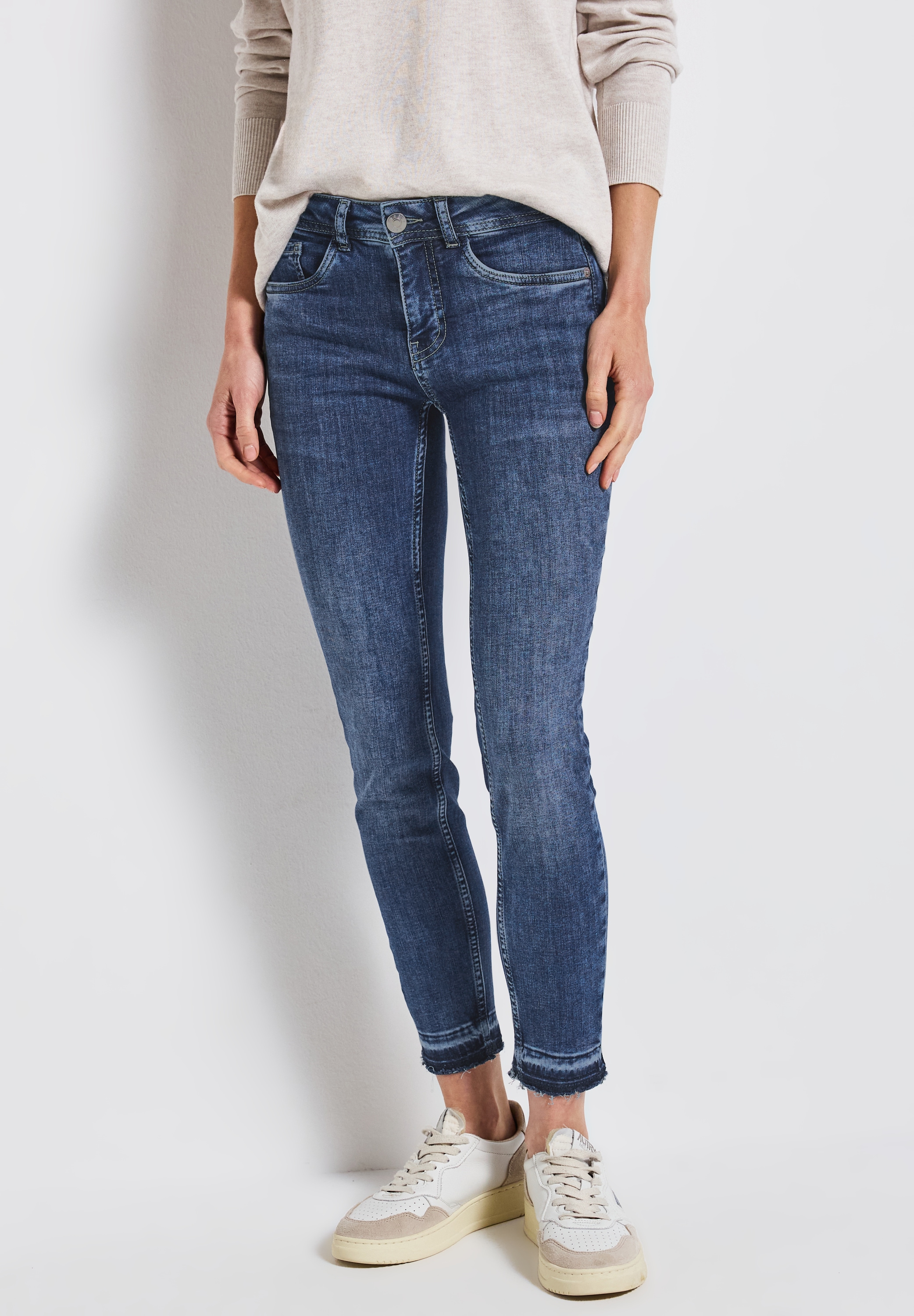 STREET ONE Slim-fit-Jeans "Style York", mit Glitzerdetails günstig online kaufen
