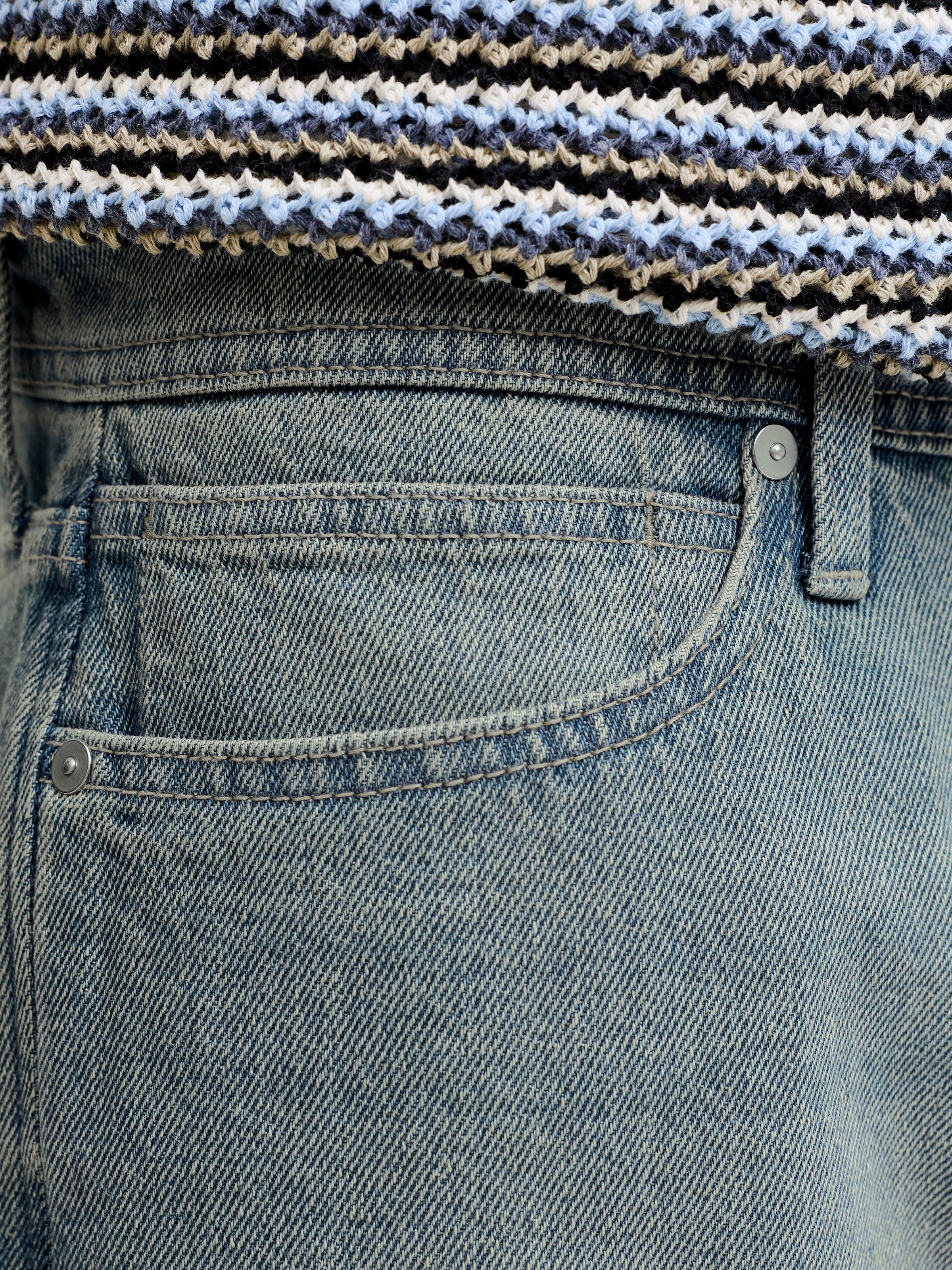 Jack & Jones Jeansshorts "JJIALEX JJCREW SHORTS AT 249 ST LN" Baumwolle, baggy fit