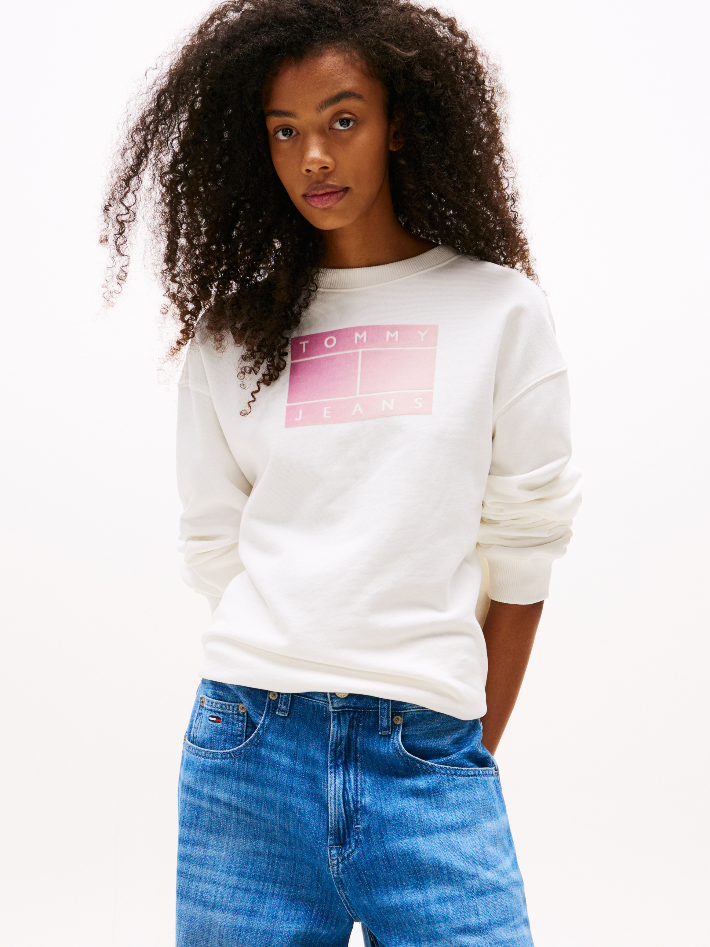 Tommy Jeans Sweatshirt "TJW RLX GRADIENT FLAG CREW" günstig online kaufen