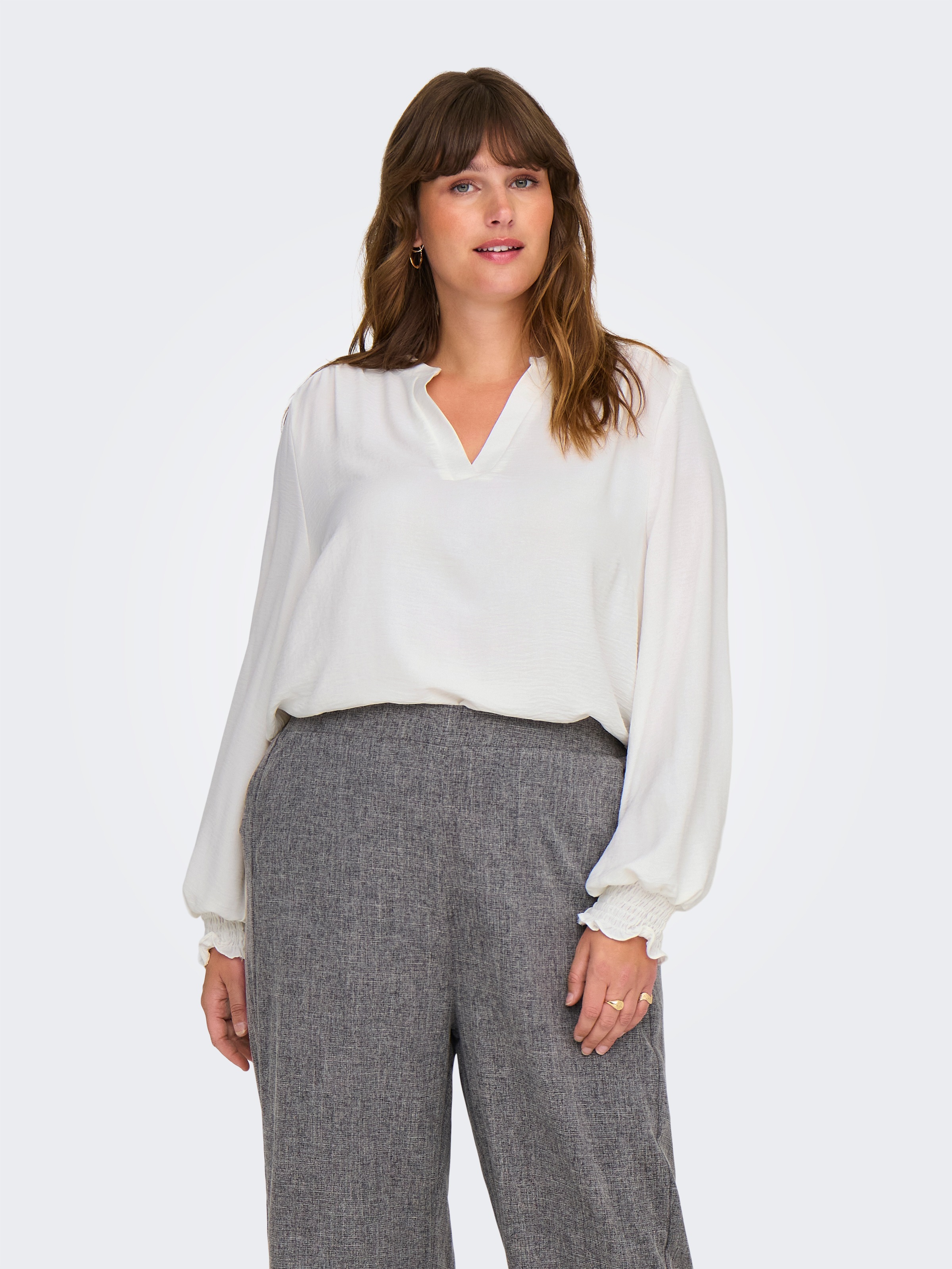 ONLY CARMAKOMA Shirtbluse "CARMETTA LIFE V-NECK TOP WVN NOOS" Kunstfaser, r günstig online kaufen