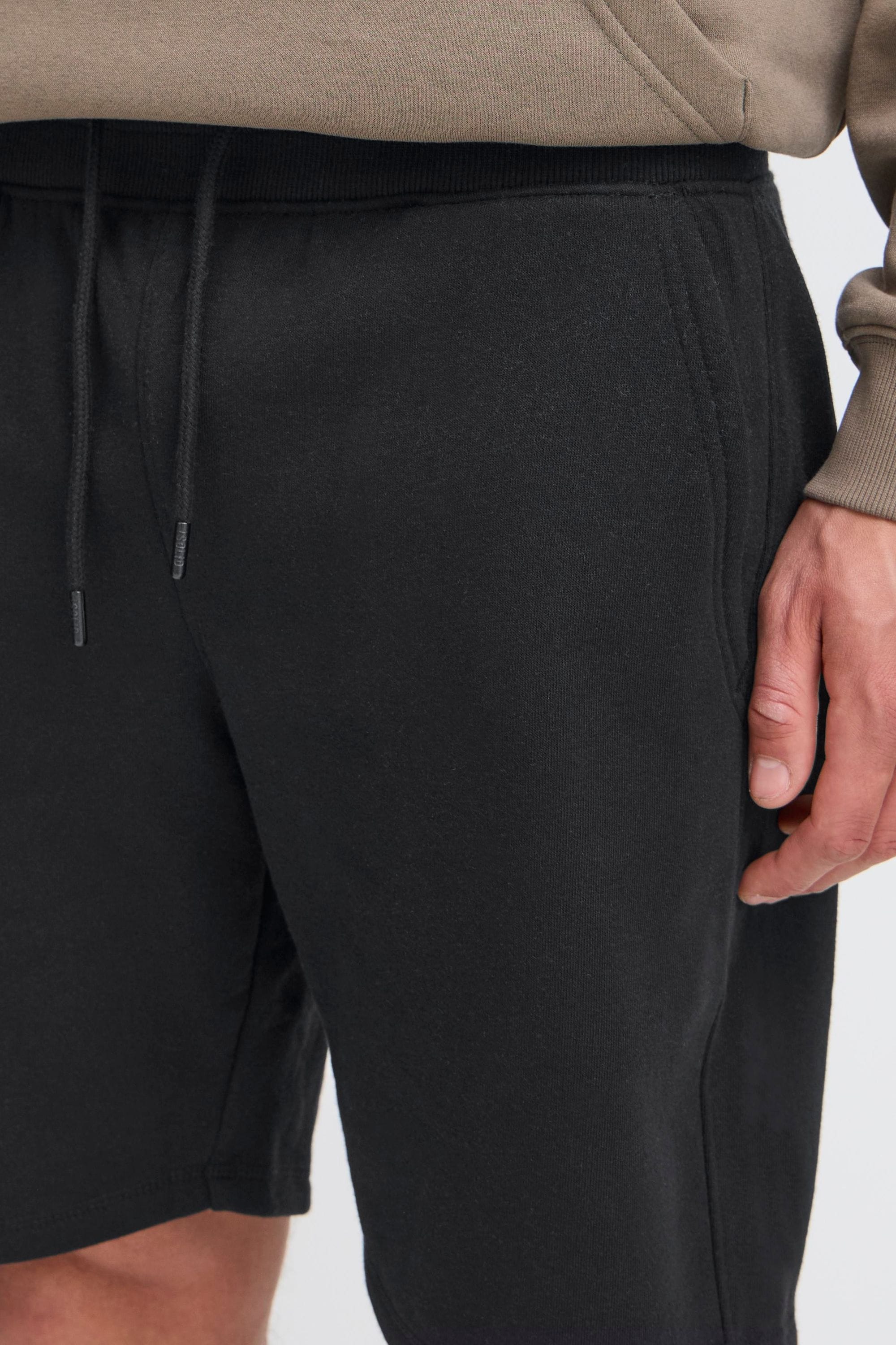 !Solid Sweatshorts »Sweatshorts SDAIGULU«