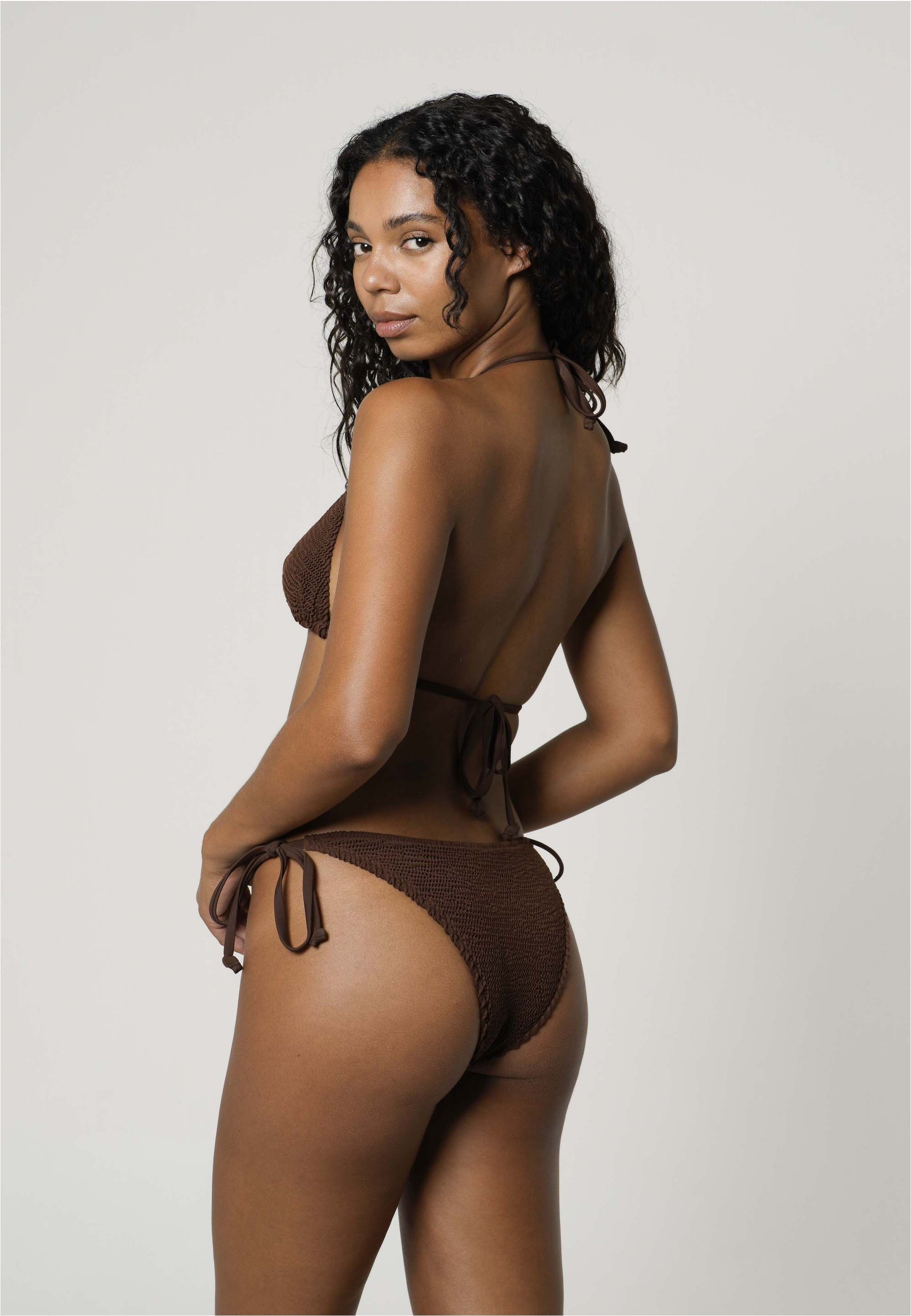 Moda Minx Bikini-Hose »Scrunch Tie Side Bikini Bottom«, (1 St.), mit strukturiertem Scrunch-Material