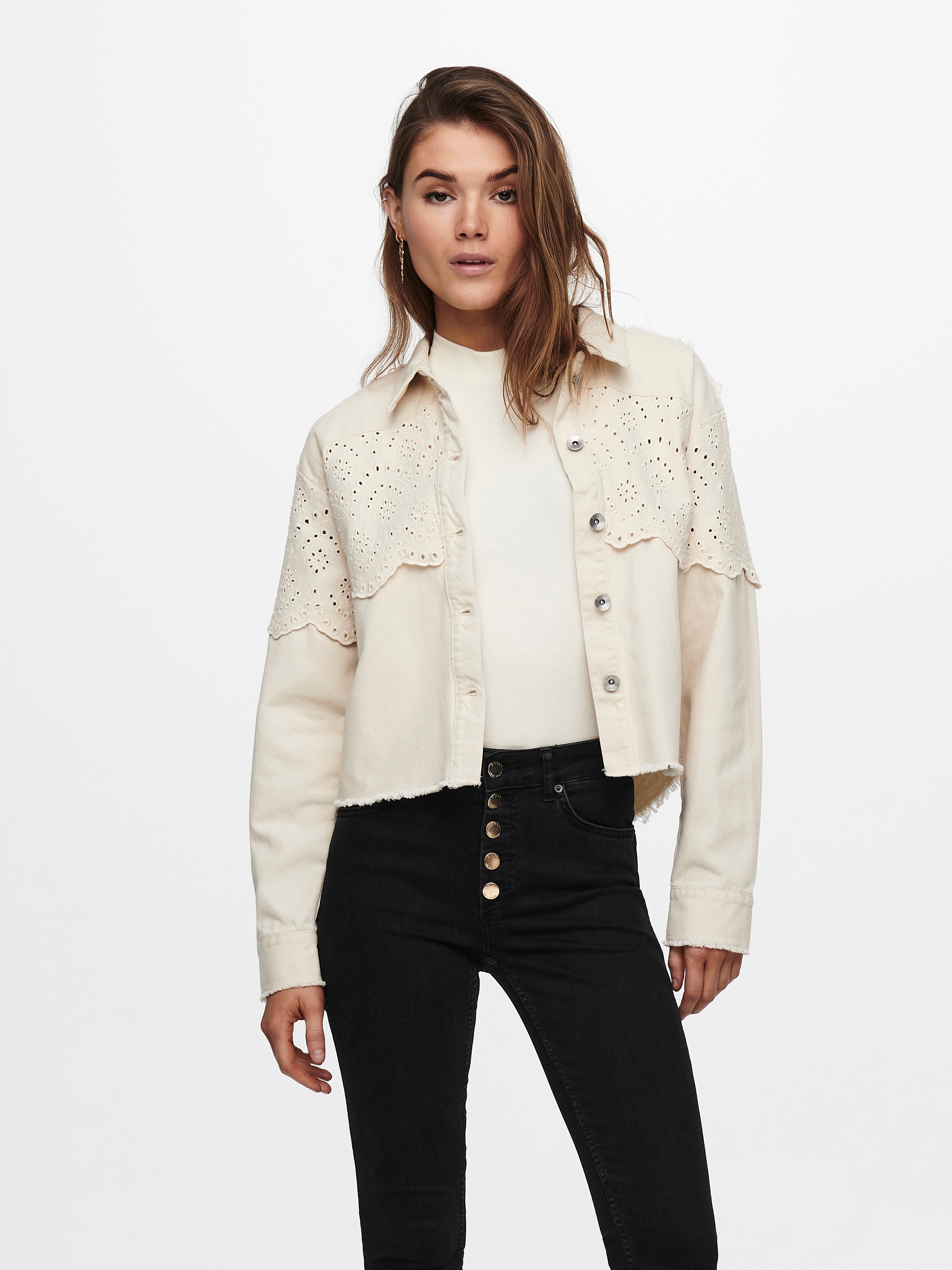 ONLY Kurzjacke "ONLELENA CROCHET JACKET NC OTW" mit hochwertiger Lochspitze günstig online kaufen