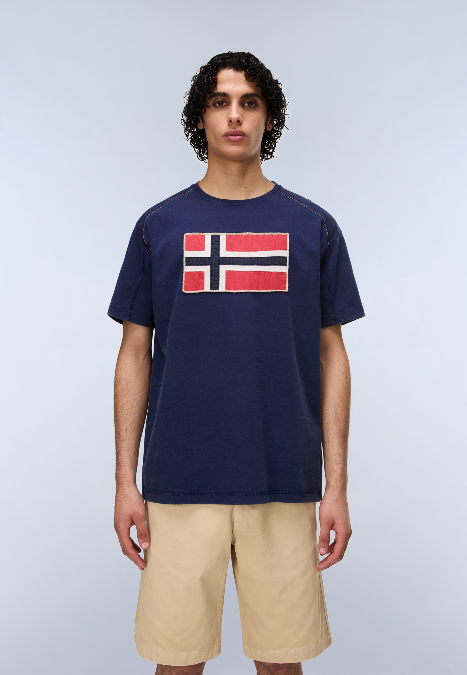 Napapijri T-Shirt Kurzarm, mit Rundhalsausschnitt, aus Baumwolle, gerader Abschluss