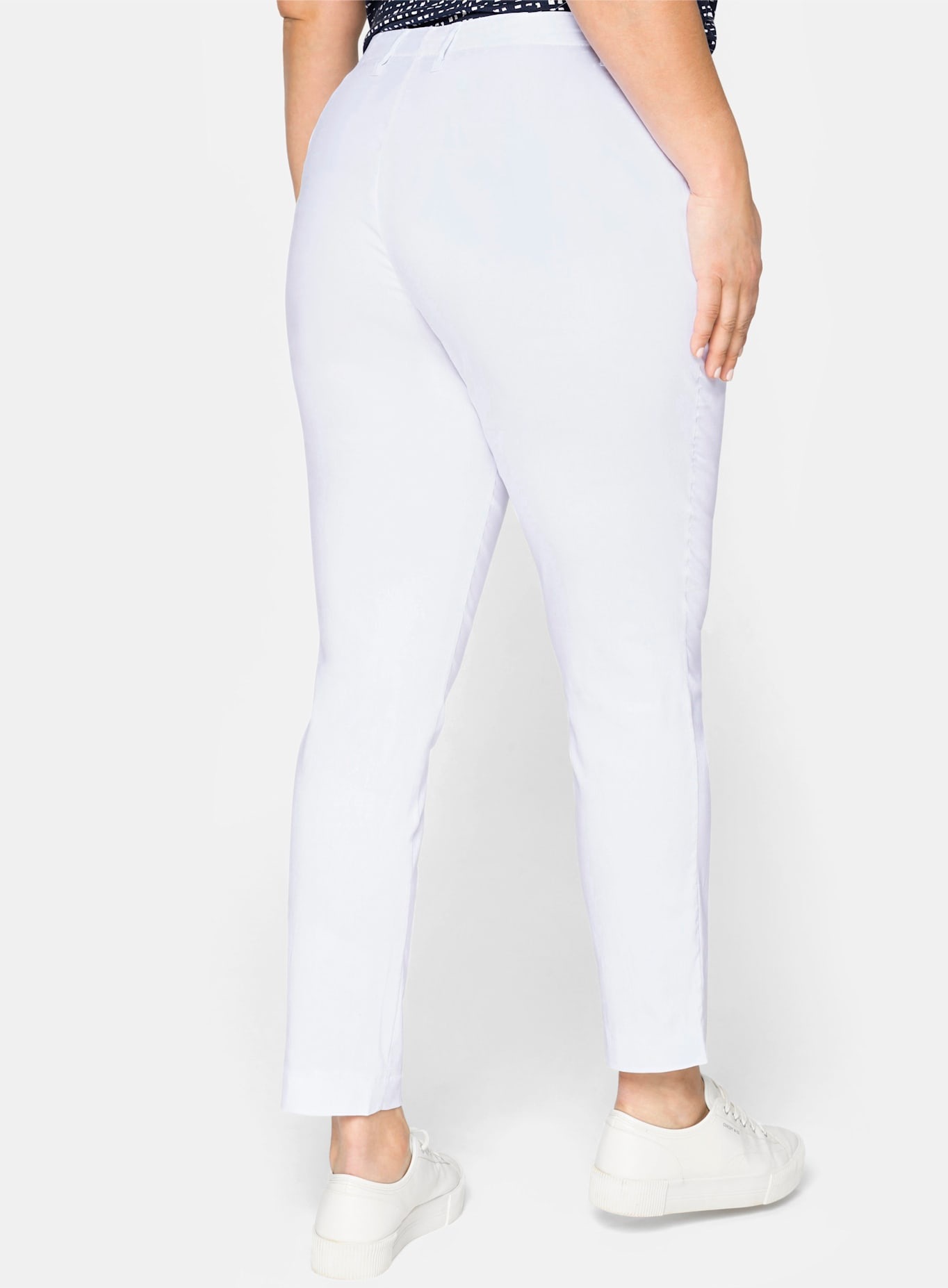 Thumbnail - Sheego Webhose