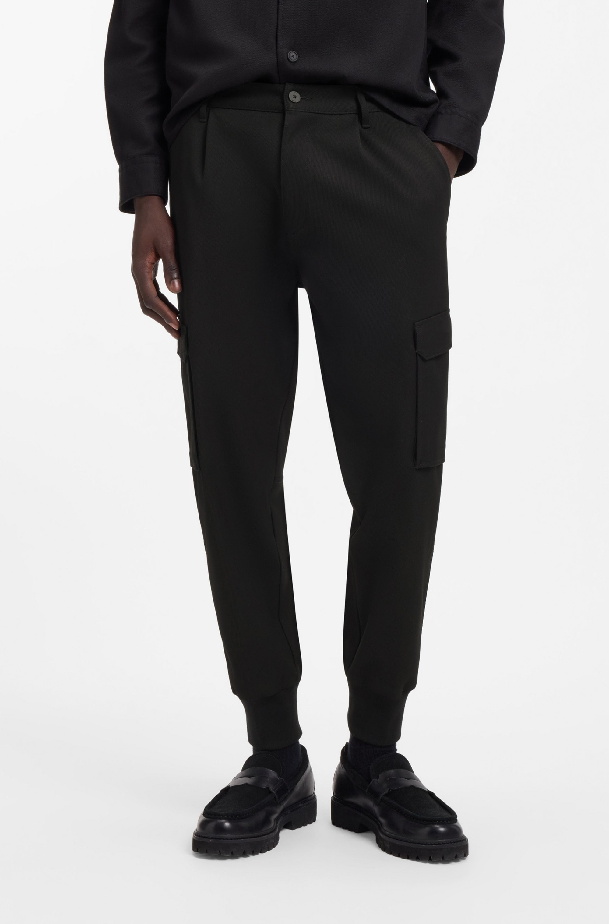 HUGO Cargohose "Glavin" Slim Fit, tapered leg, Bundfalten vorne