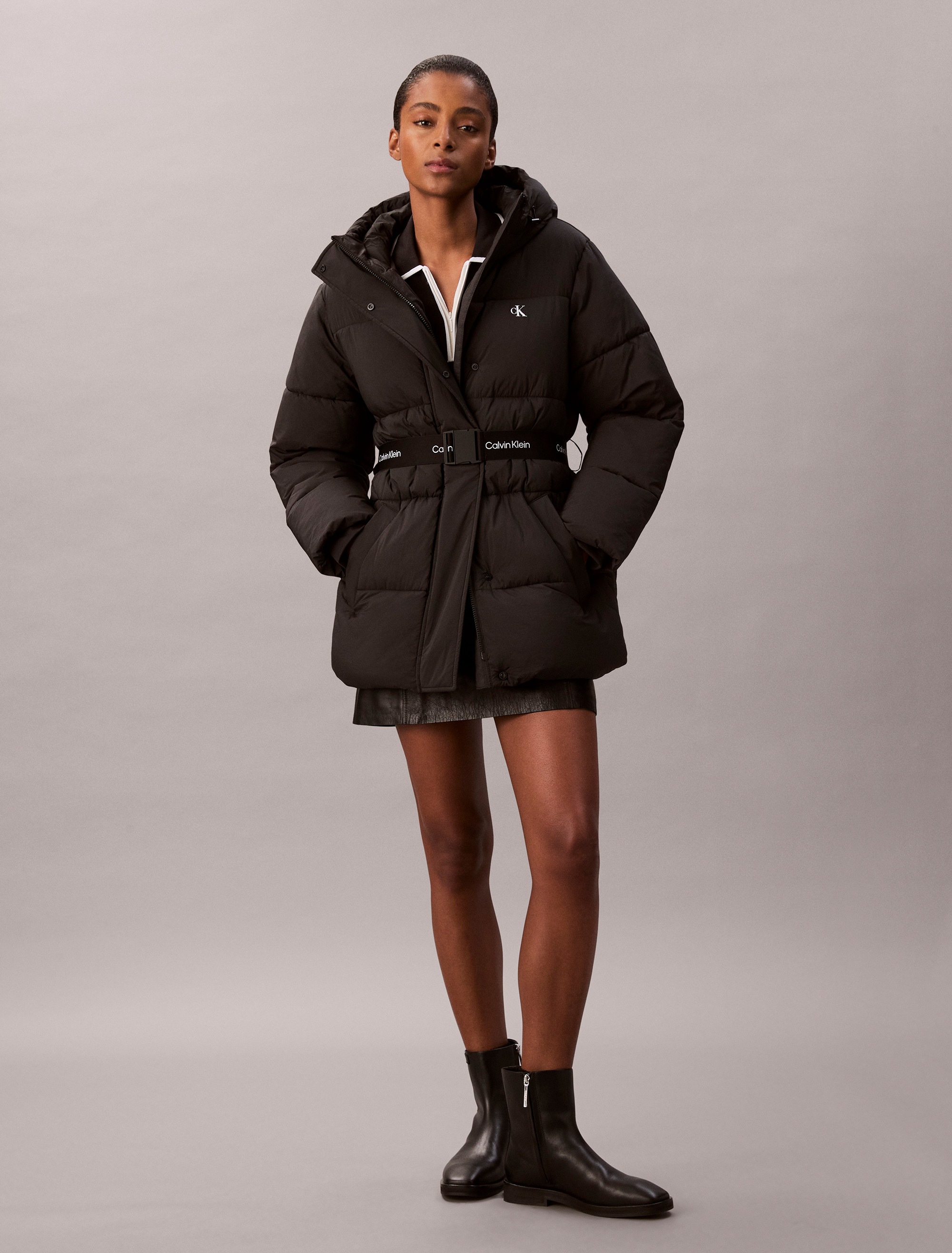 Calvin Klein Jeans Steppjacke »BELTED MIDWEIGHT PUFFER«, mit Kapuze, Mit Rundhalsausschnitt, regular fit