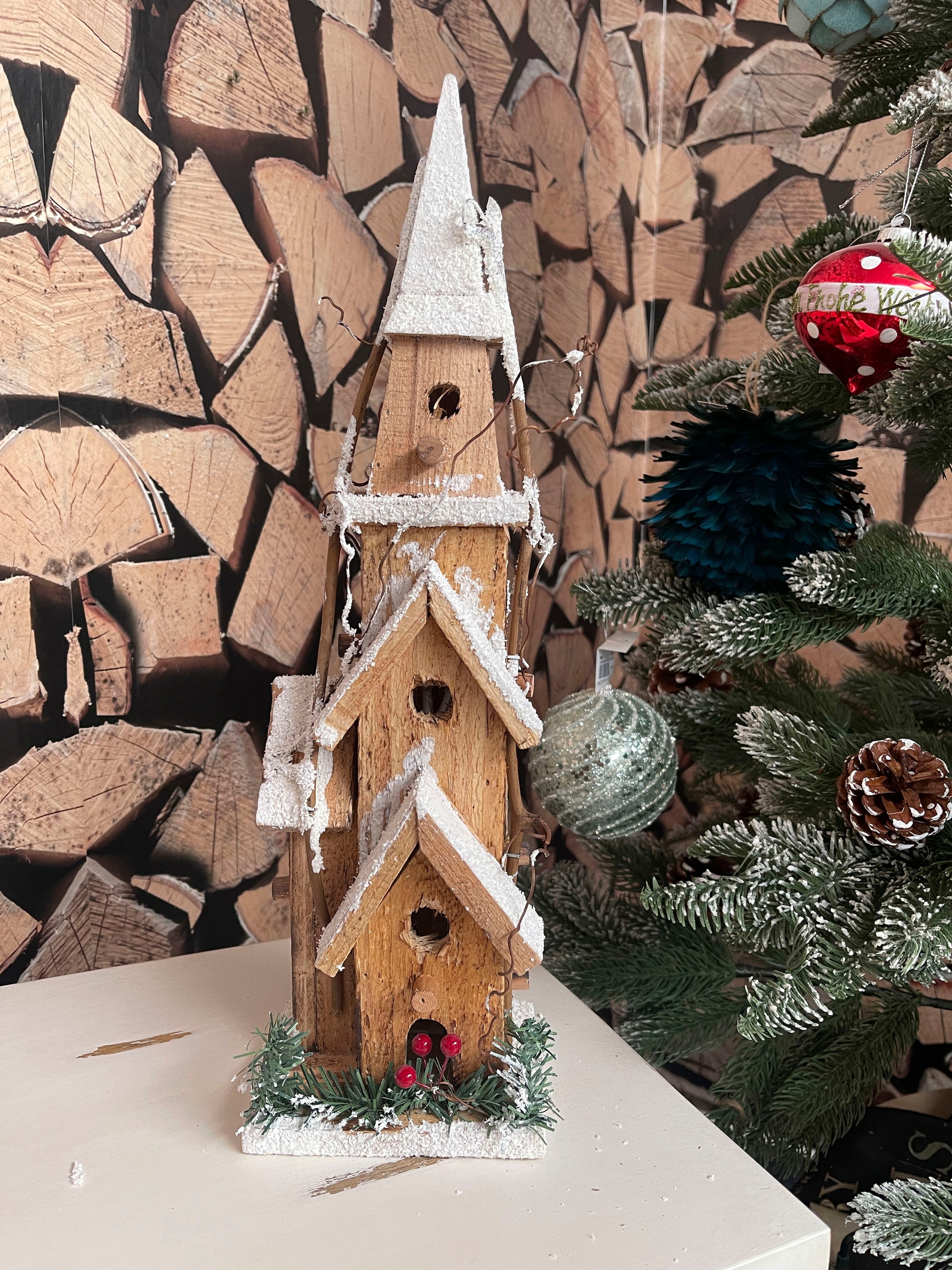 Myflair Möbel & Accessoires Weihnachtshaus »Weihnachtsdeko«, Holzkirche mit  integrierter Lichterkette, Höhe ca. 40 cm | BAUR
