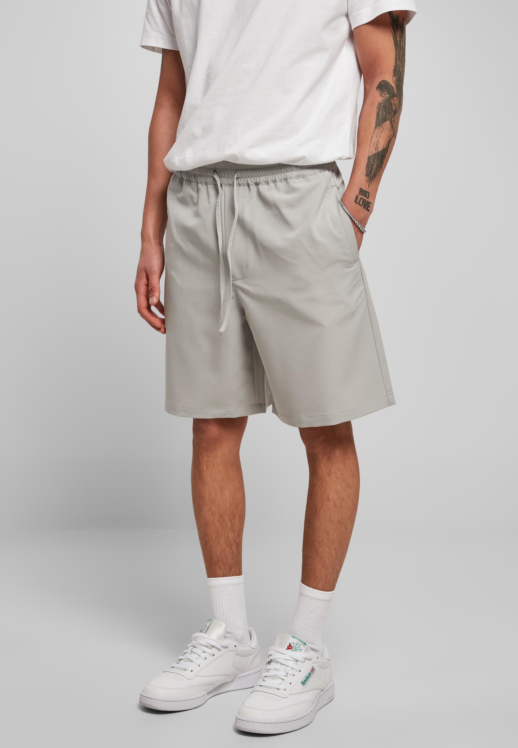 URBAN CLASSICS Stoffhose »Urban Classics Herren Comfort Shorts«, (1 tlg.)
