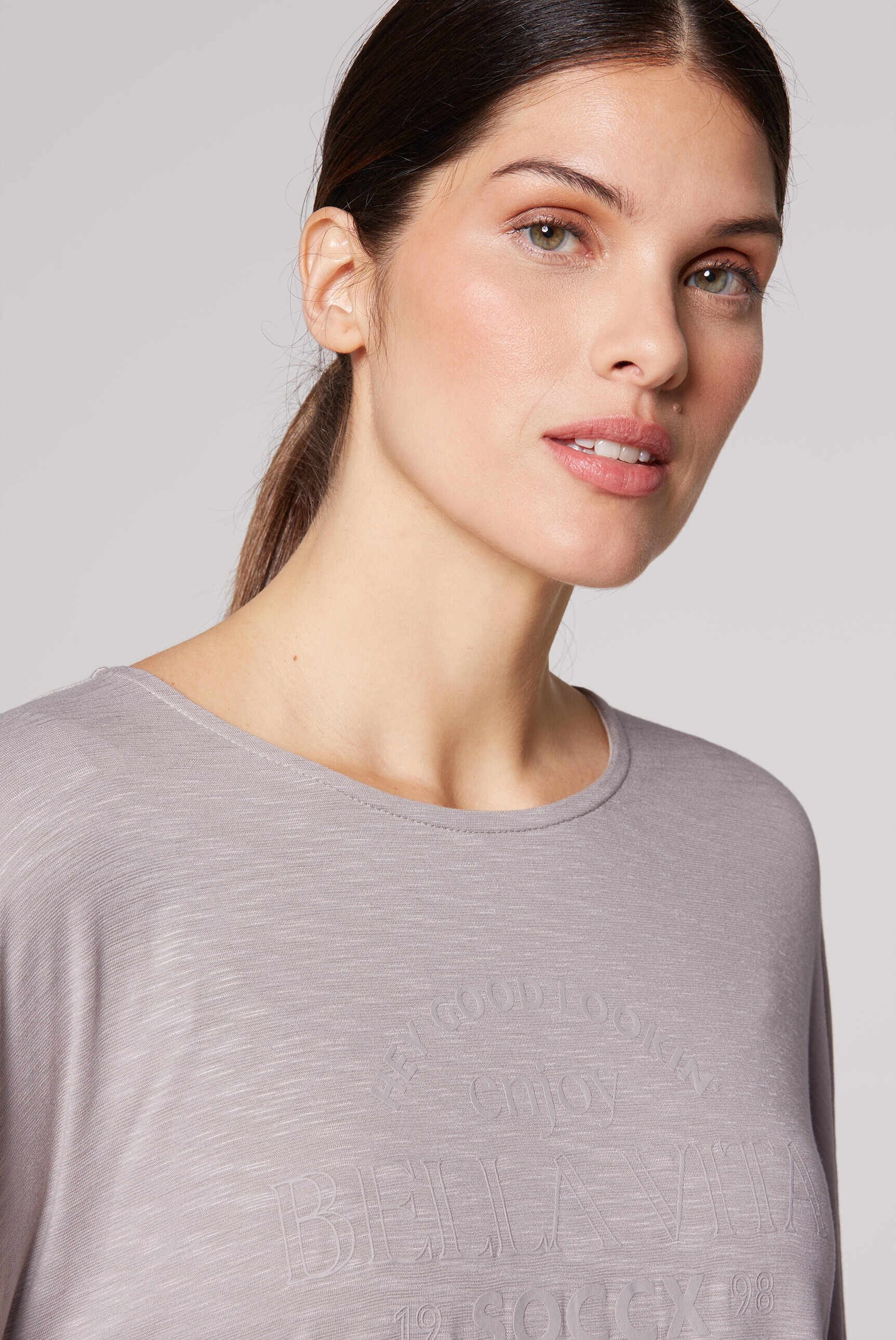 SOCCX Oversize-Shirt, mit längerer Rückenpartie