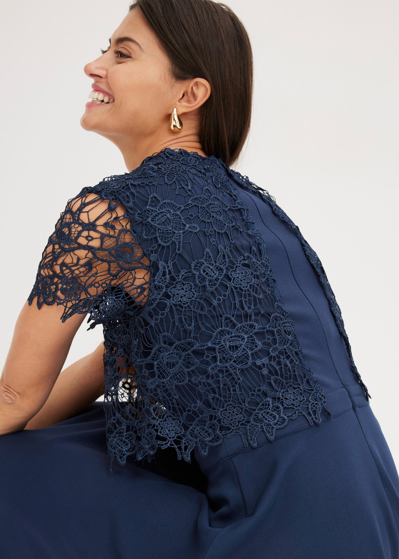 bonprix Midikleid für besondere Anlässe, ausgestellte Passform, mit Spitzen-Oberteil