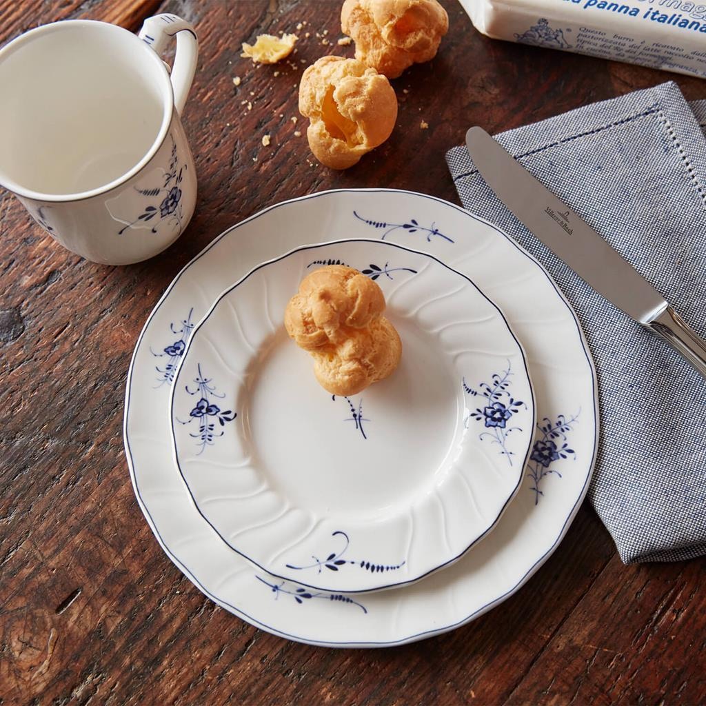 Villeroy & Boch Geschirr-Set »Teller-Set Vieux Luxembourg 4er Set weiß-blau« Spülmaschinengeeignet, Mikrowellengeeignet