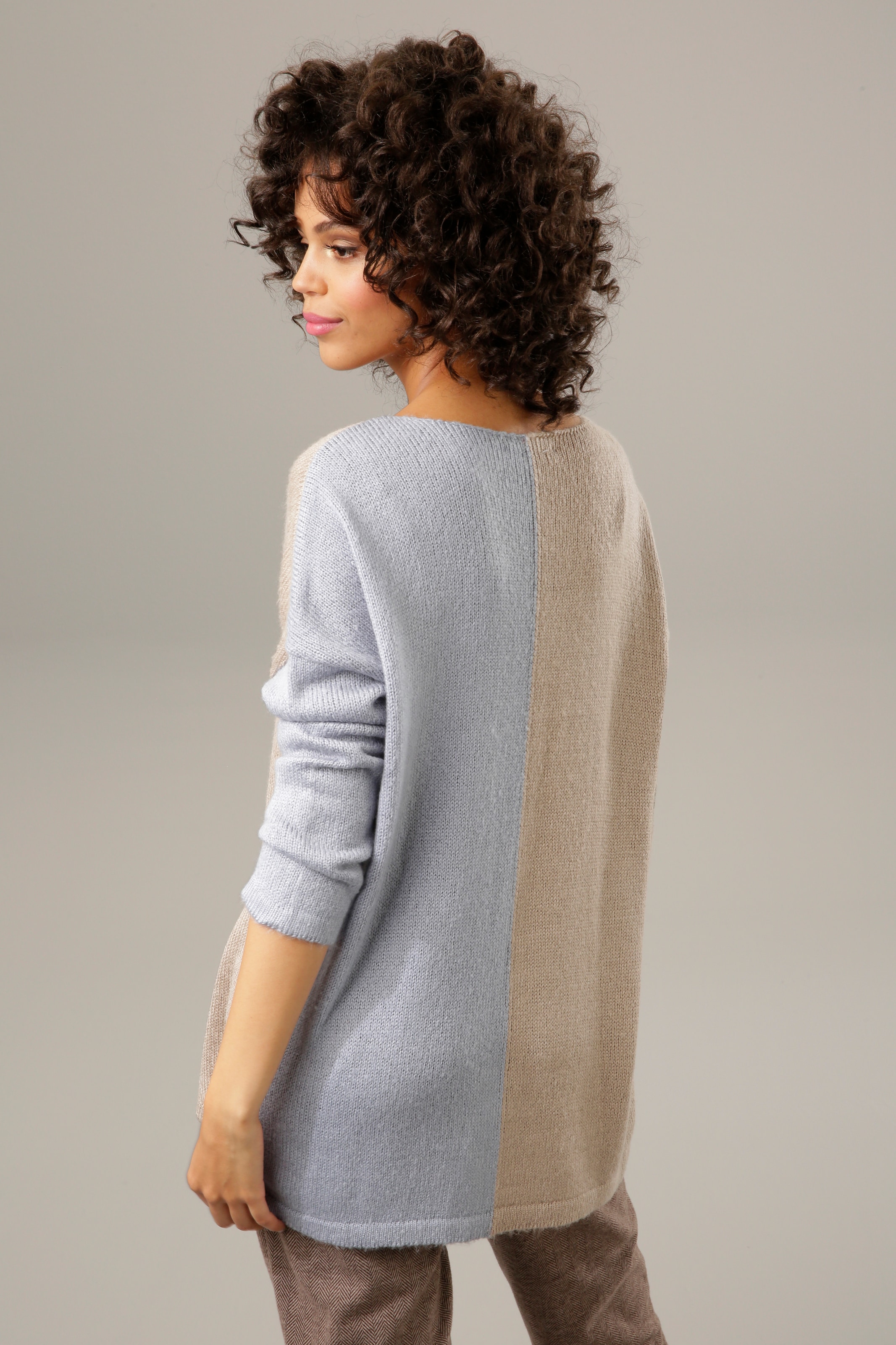 Aniston CASUAL Strickpullover, mit pastellfarbenem Farbteiler günstig online kaufen