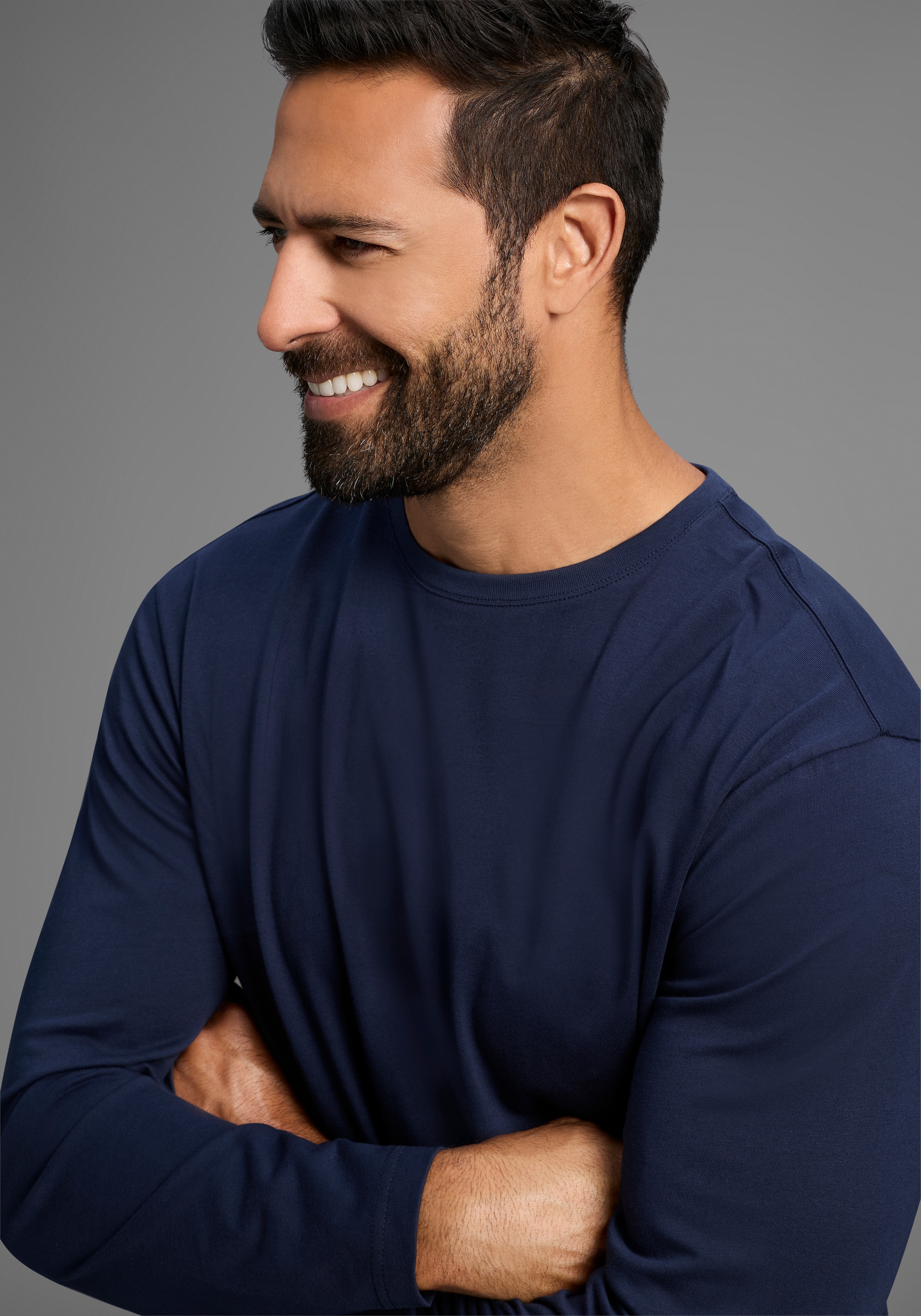 Man's World Langarmshirt »neue Farbe !«, (3er-Pack), Langarm, unifarben, aus Baumwolle, im 3er-Pack