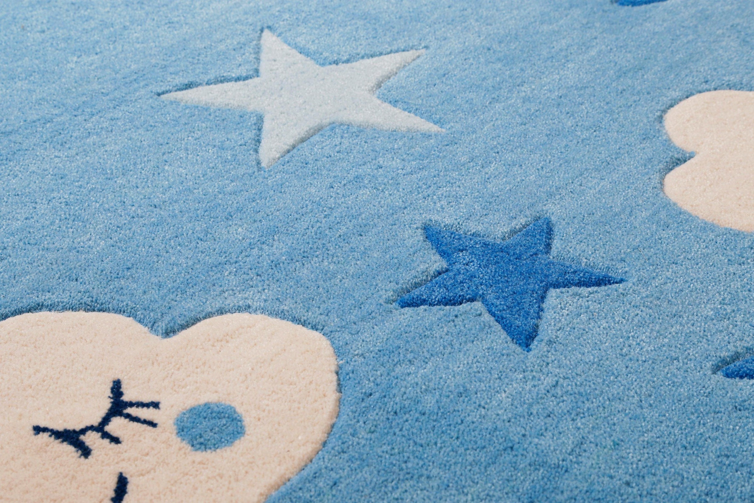 SMART KIDS Kinderteppich »LaLeLu«, rechteckig, 9 mm Höhe, Mond Sterne Wolken, Konturenschnitt