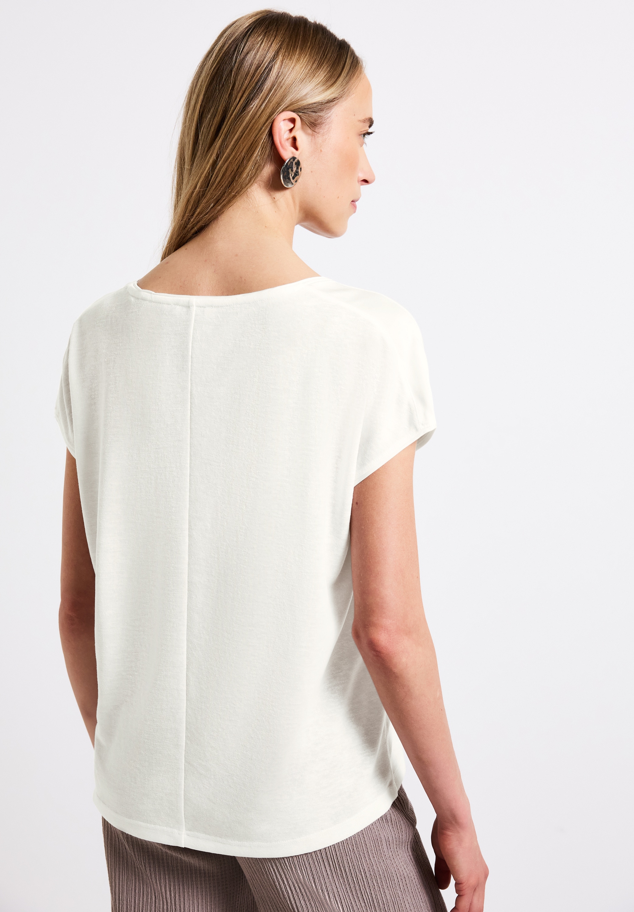 STREET ONE T-Shirt, mit abgerundetem V-Ausschnitt