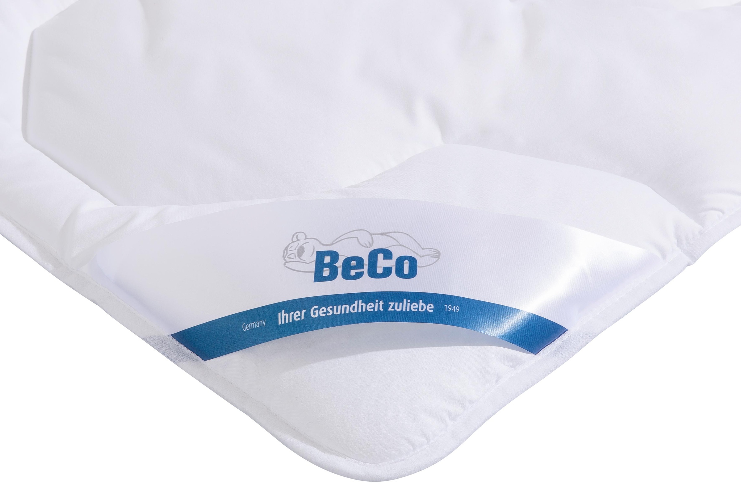 Beco Kunstfaserbettdecke "BeCo Antibac - antibakterielle Bettwaren - kochfest" normal Füllung 100% Polyester Bezug Microfaser 1 Stk. tlg. Ideal für Hausstauballergiker und Personen mit hohen Hygieneansprüchen