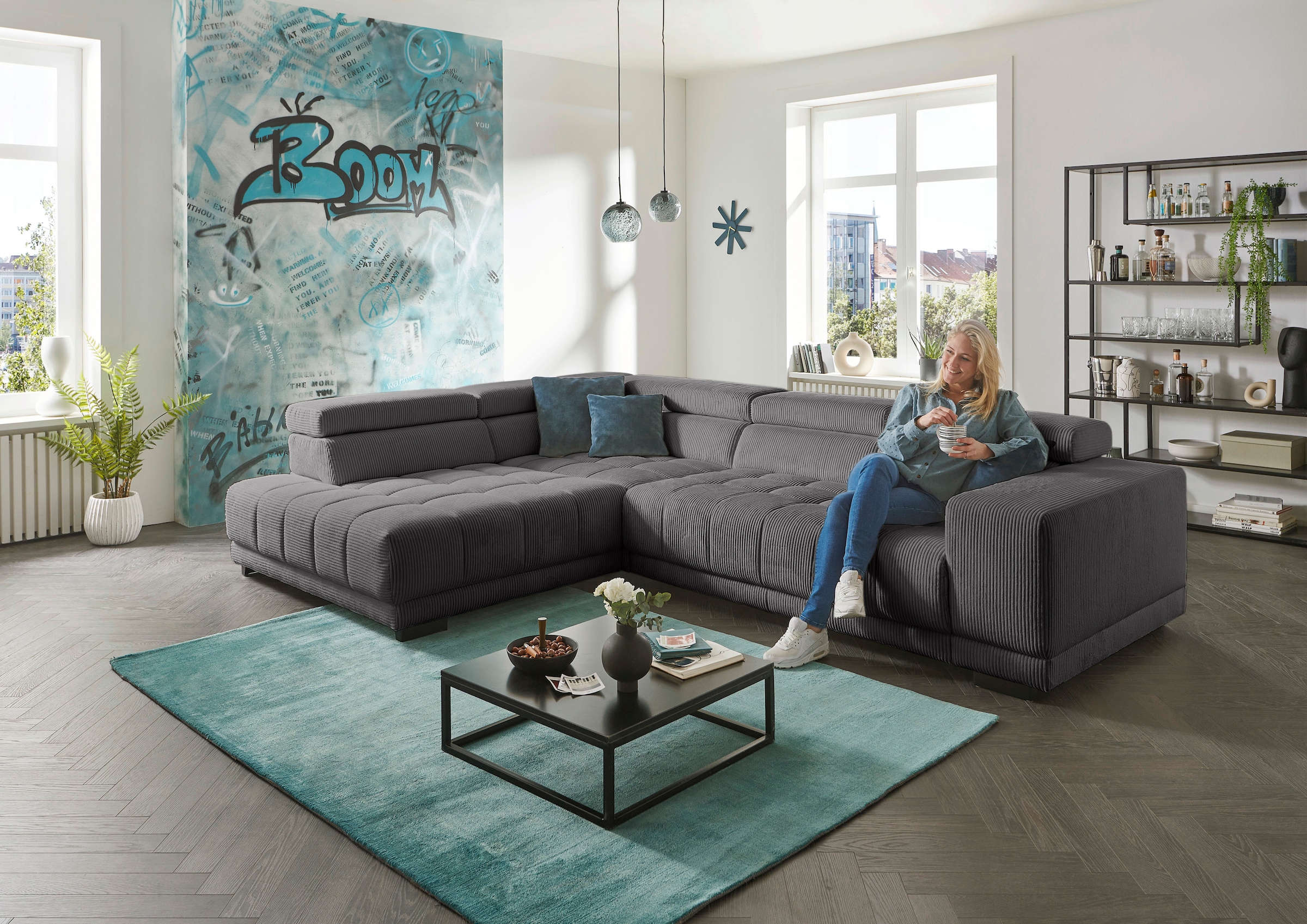 Die PlanBar Ecksofa »MP-IN15053 L-Form«, wahlweise mit Kopfteilverstellung und manueller Vorziehbank