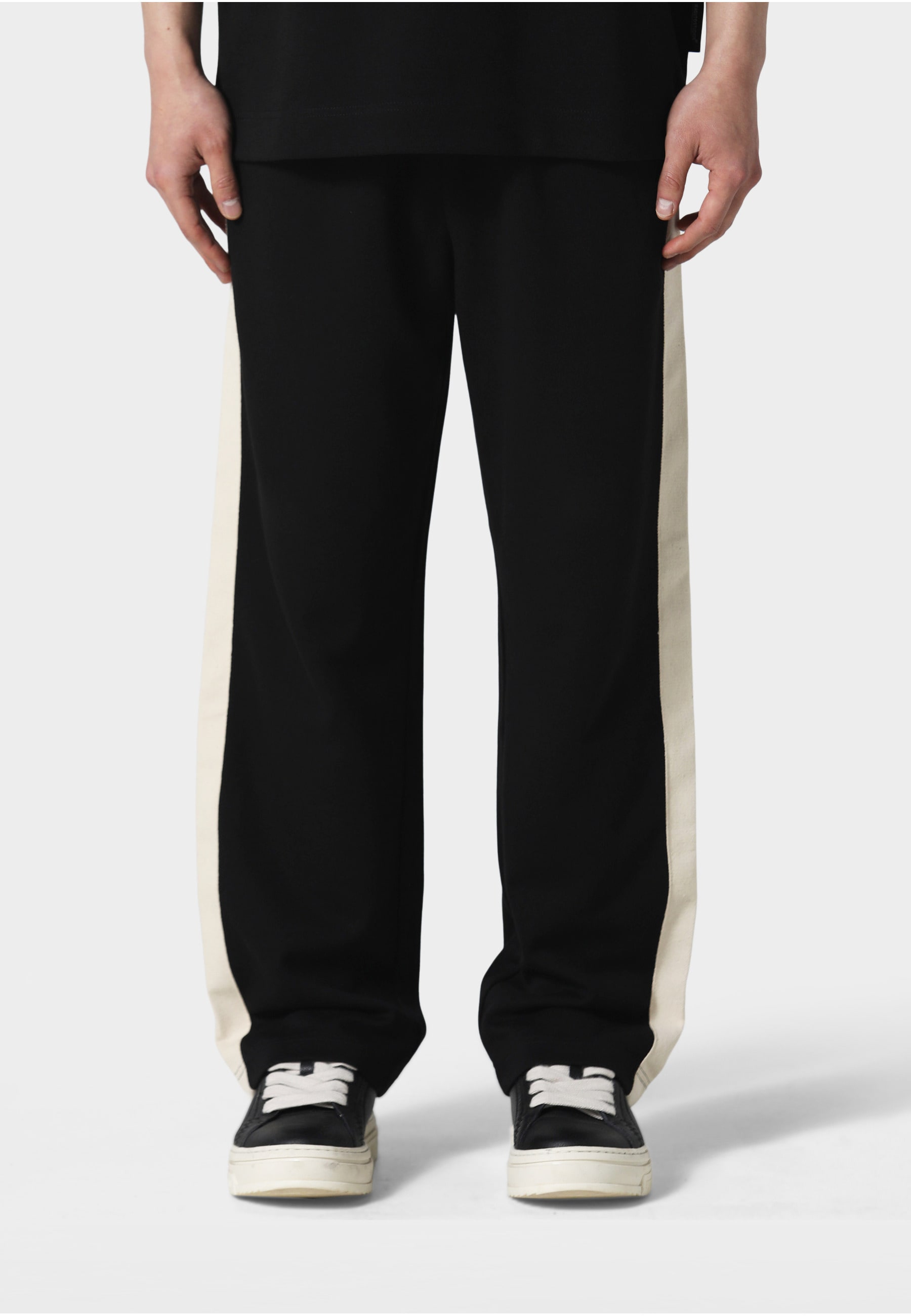 Irasuto Studios Stoffhose »Irasuto Studios OPEN HEM PANTS«