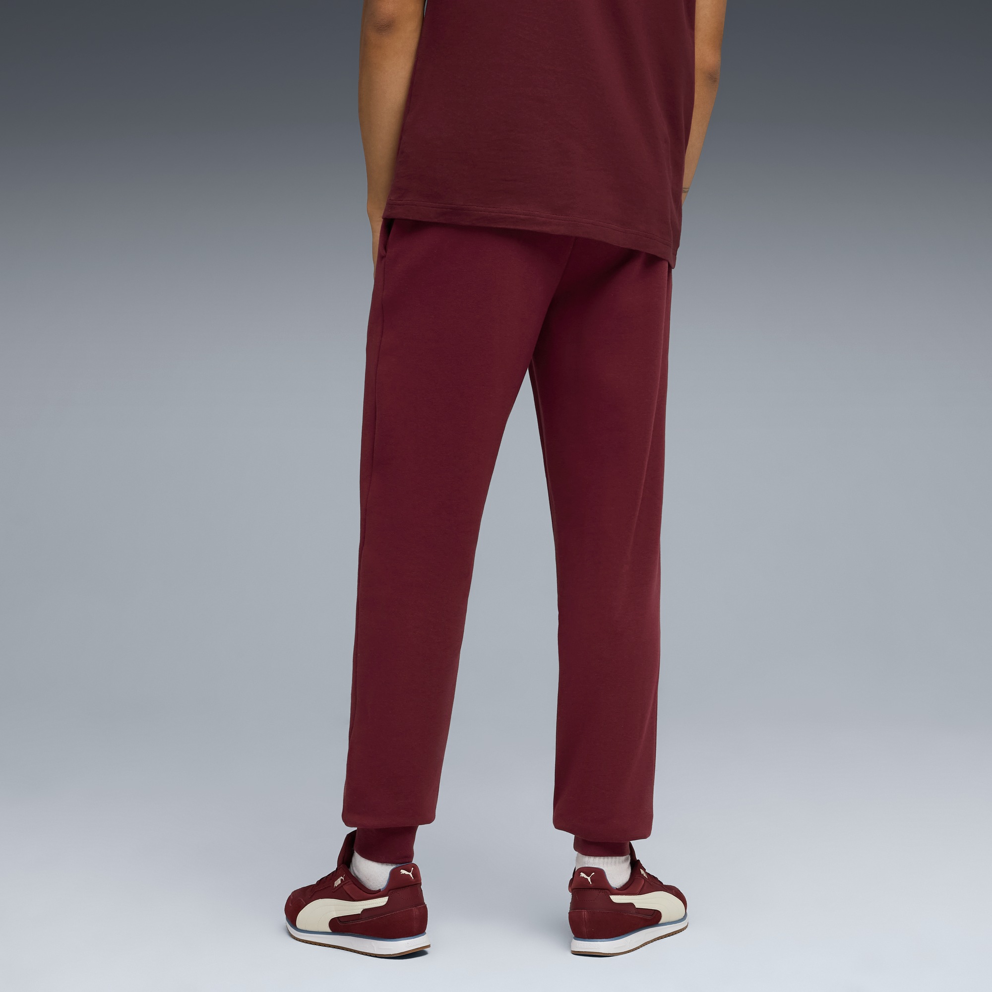 PUMA Trainingshose "ESS NO. 1 LOGO SWEATPANTS FL CL (S)" günstig online kaufen